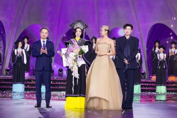 Nữ sinh Đại học Y Hà Nội Đặng Quỳnh Anh đăng quang 'Hoa khôi sinh viên Việt Nam 2024'