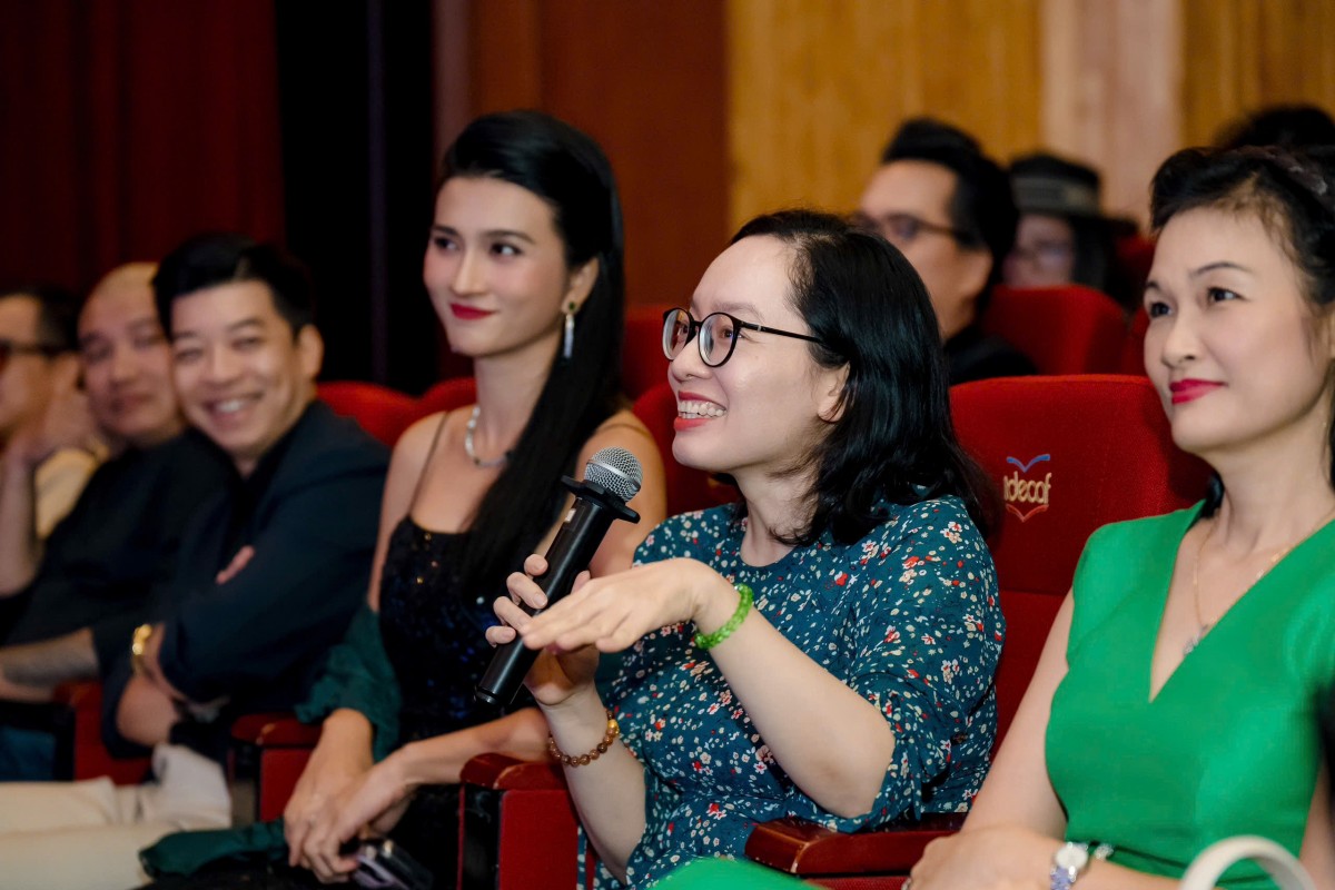 'Vai diễn cuối cùng' lập hat-trick tại Gala Công chiếu và Trao giải Media24h 2025: Mở ra cánh cửa điện ảnh quốc tế