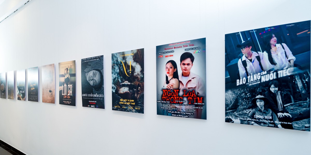 Dàn ban giám khảo và khách mời VIP trên thảm đỏ Gala Media24h 2025