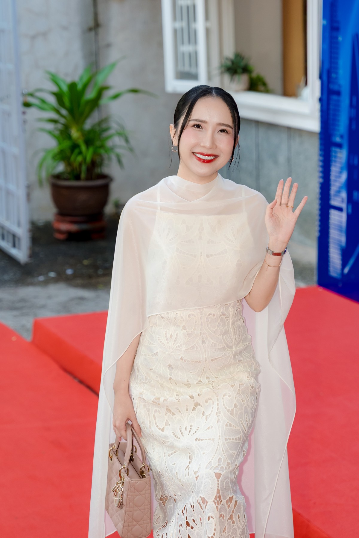 Dàn ban giám khảo và khách mời VIP trên thảm đỏ Gala Media24h 2025