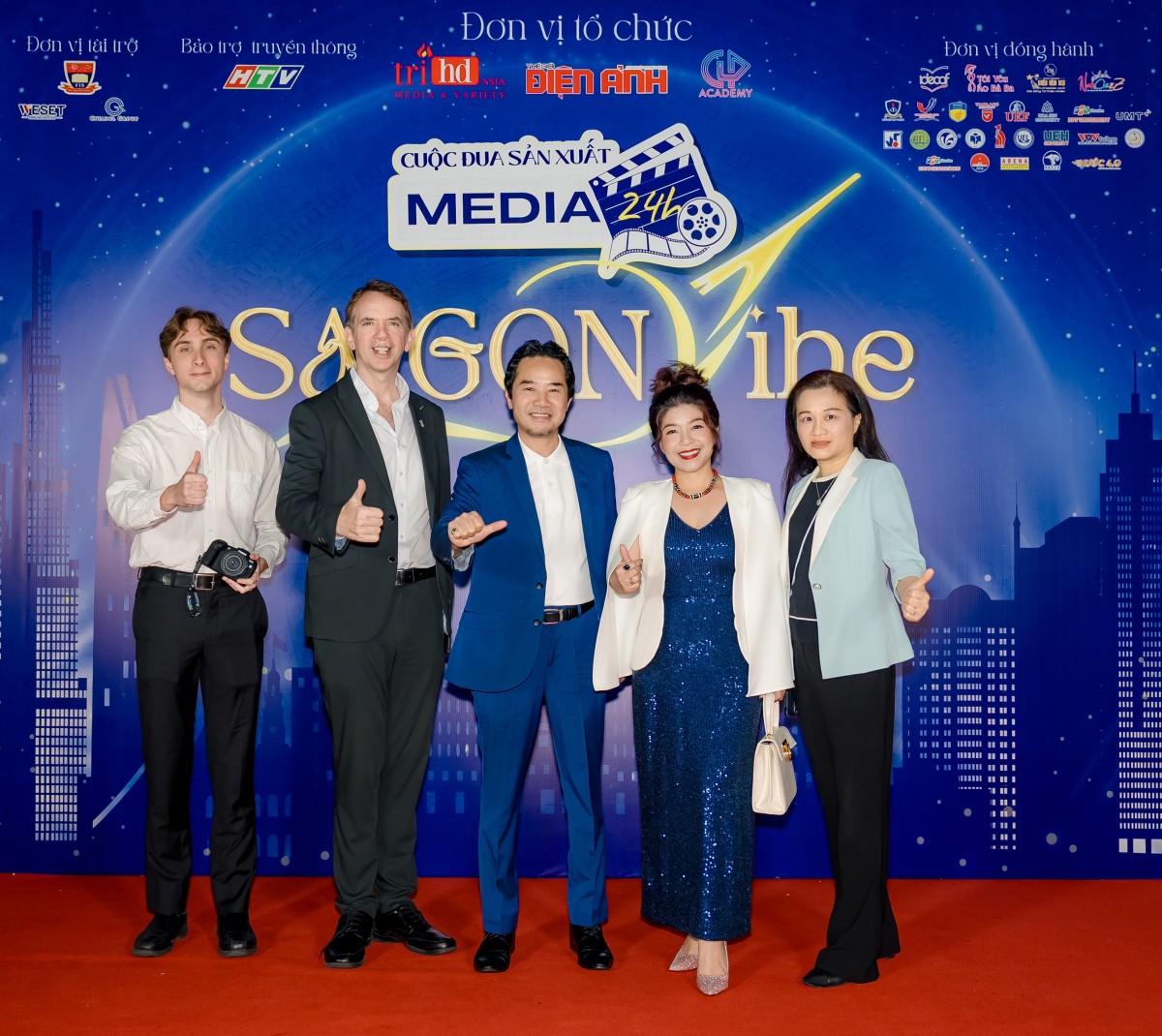 Dàn ban giám khảo và khách mời VIP trên thảm đỏ Gala Media24h 2025