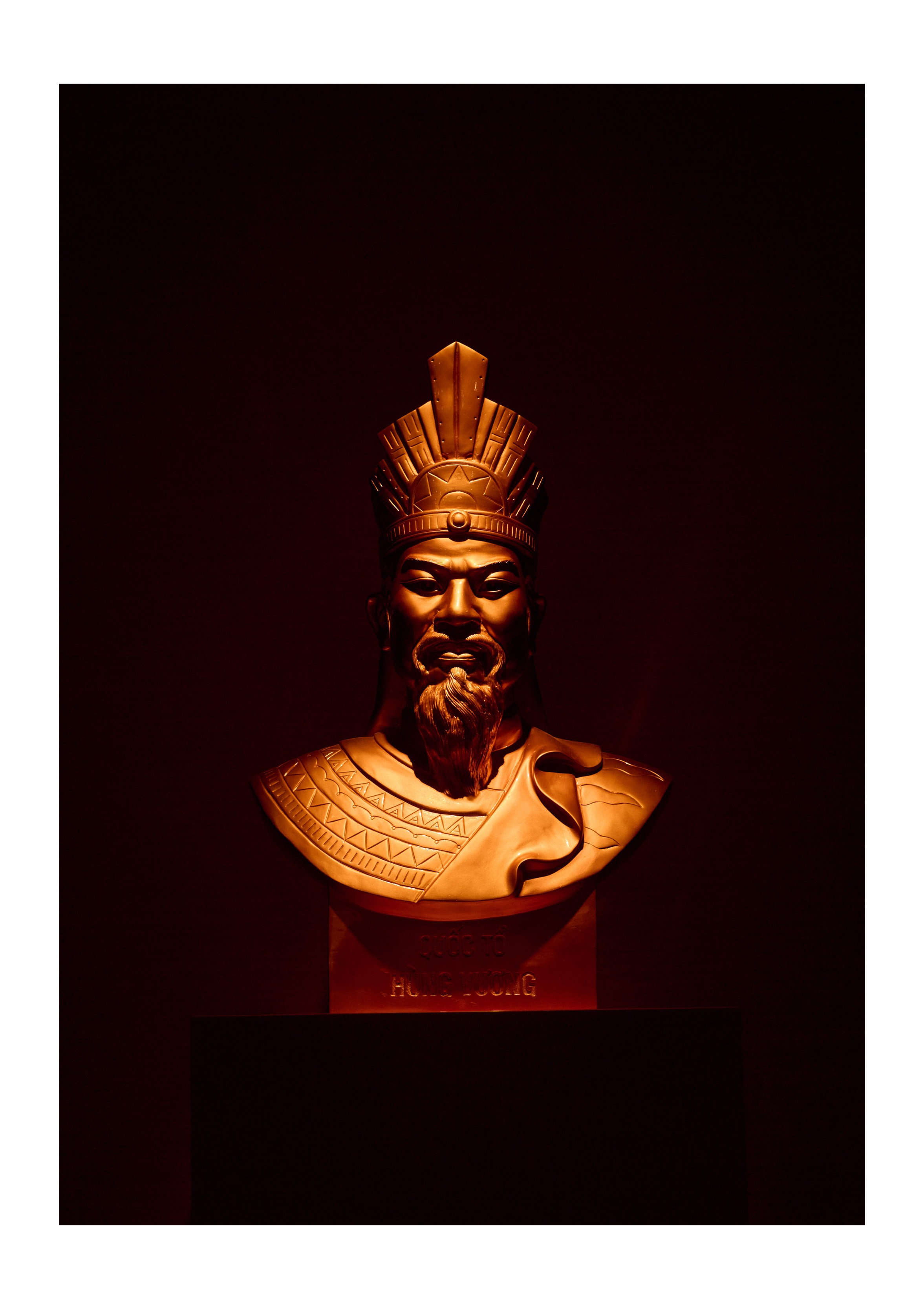 Diễn viên 'Đồng tiền xương máu' Chi Bảo làm Giám đốc Bảo tàng Gốm Thời Dựng Nước