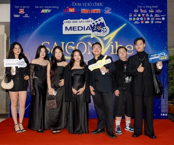 Khi đội chơi so độ slay trên thảm đỏ Gala Media24h 2025