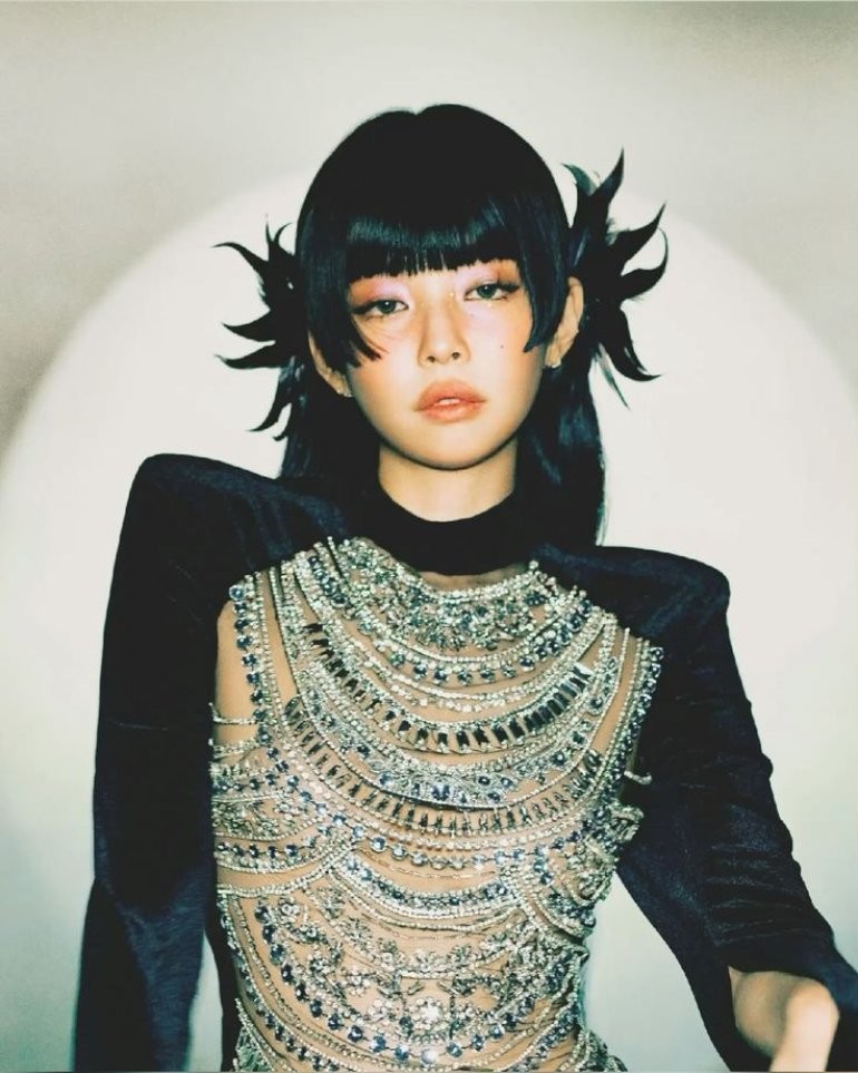 Jennie nhận 'mưa gạch' vì bình luận của Billboard