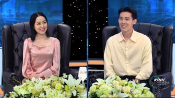 Đạo diễn Tâm Anh kể chuyện thuyết phục nghệ sĩ Đình Toàn đầu tư cảnh trí mây, tre, nứa cho vở kịch