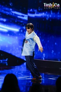 'Tình ca xuyên Việt': Nam idol Kpop gây bất ngờ với khả năng hát tiếng việt cực mượt