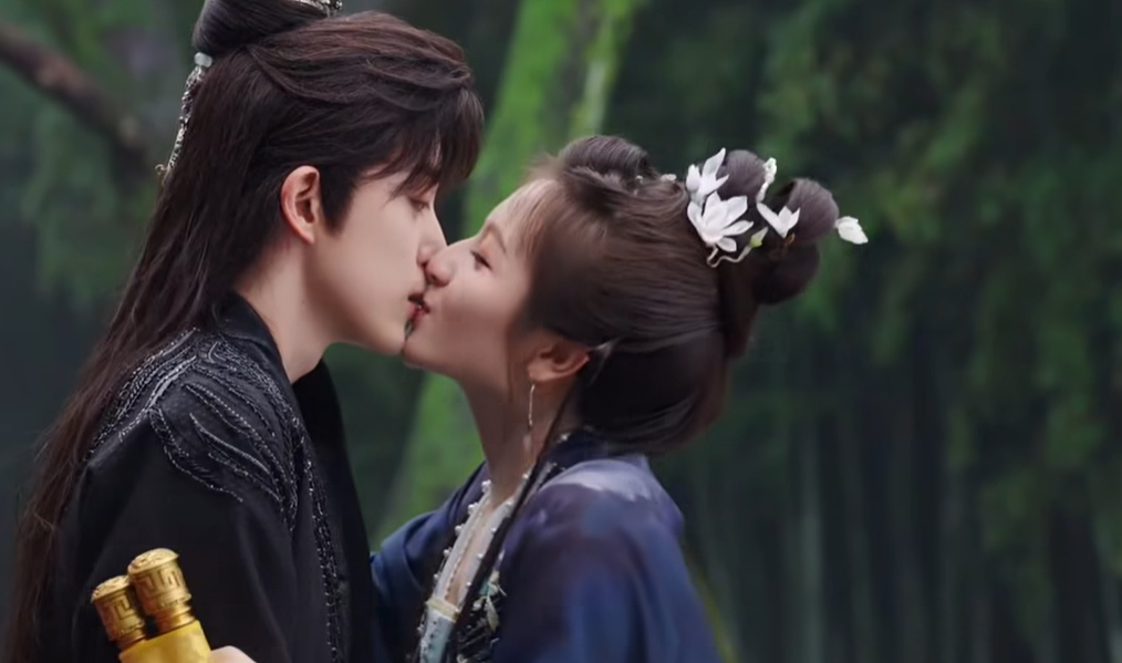 Nhậm Gia Luân ngồi không cũng 'dính oạn': Vướng phải tin đồn ngoại tình lúc vợ mang bầu