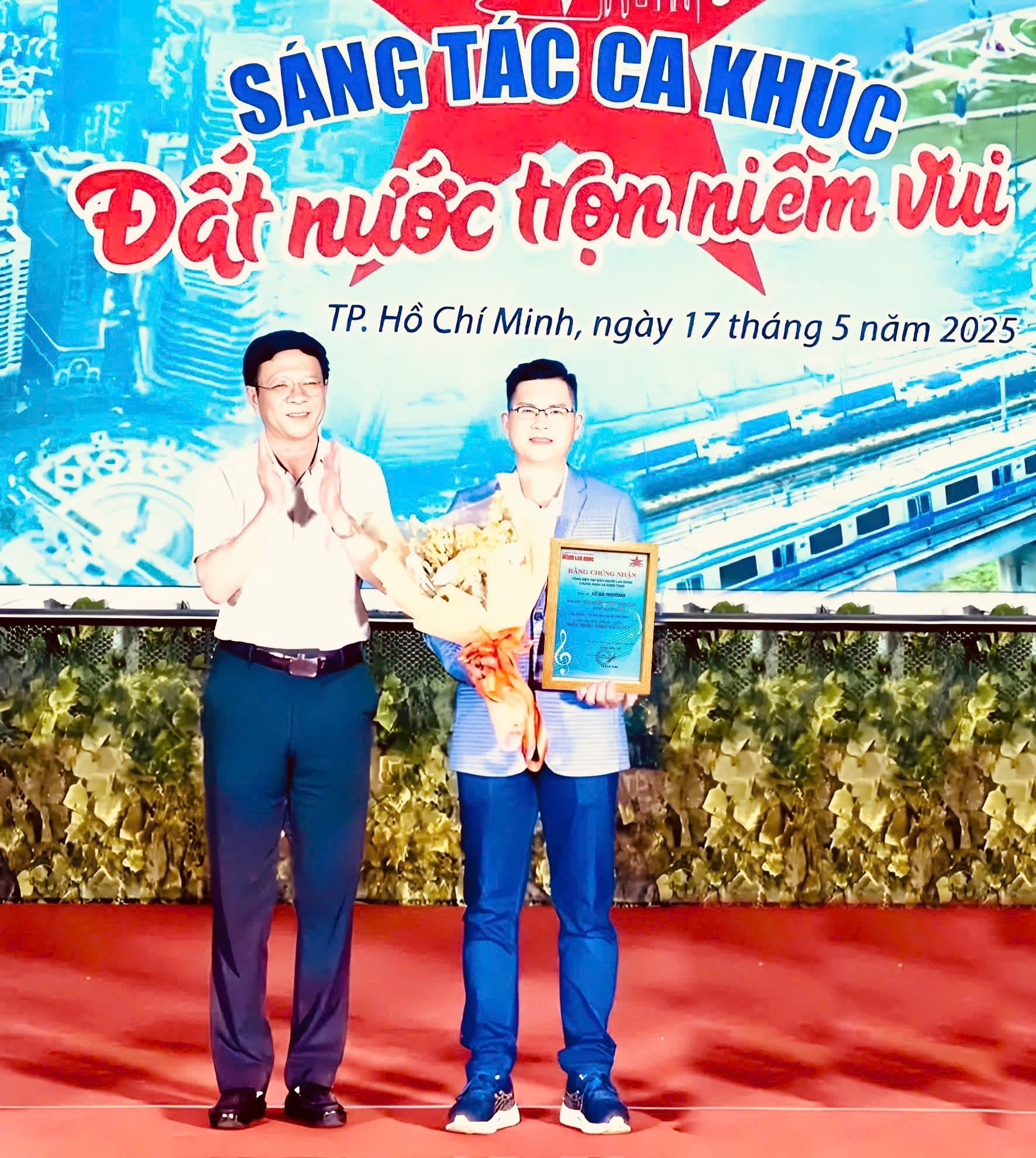 Ca sĩ Huỳnh Lợi, Hồng Mơ thăng hoa cùng hai ca khúc thấm đẫm lòng biết ơn của nhạc sĩ Lê Bá Thường nhân kỷ niệm Ngày Thương binh Liệt sĩ 27/7