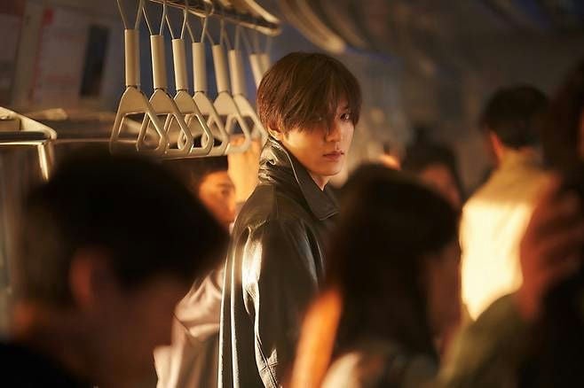 'Toàn trí độc giả' gây hỗn chiến giữa người hâm mộ sách và khán giả