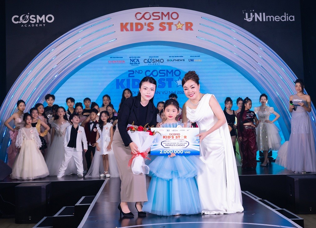 Bùng nổ chung kết 'Cosmo Kid's Star - Ngôi sao hoàn vũ nhí 2025': Trần Thị Ngọc Mai và Vũ Bá Minh Đăng giành chiến thắng thuyết phục