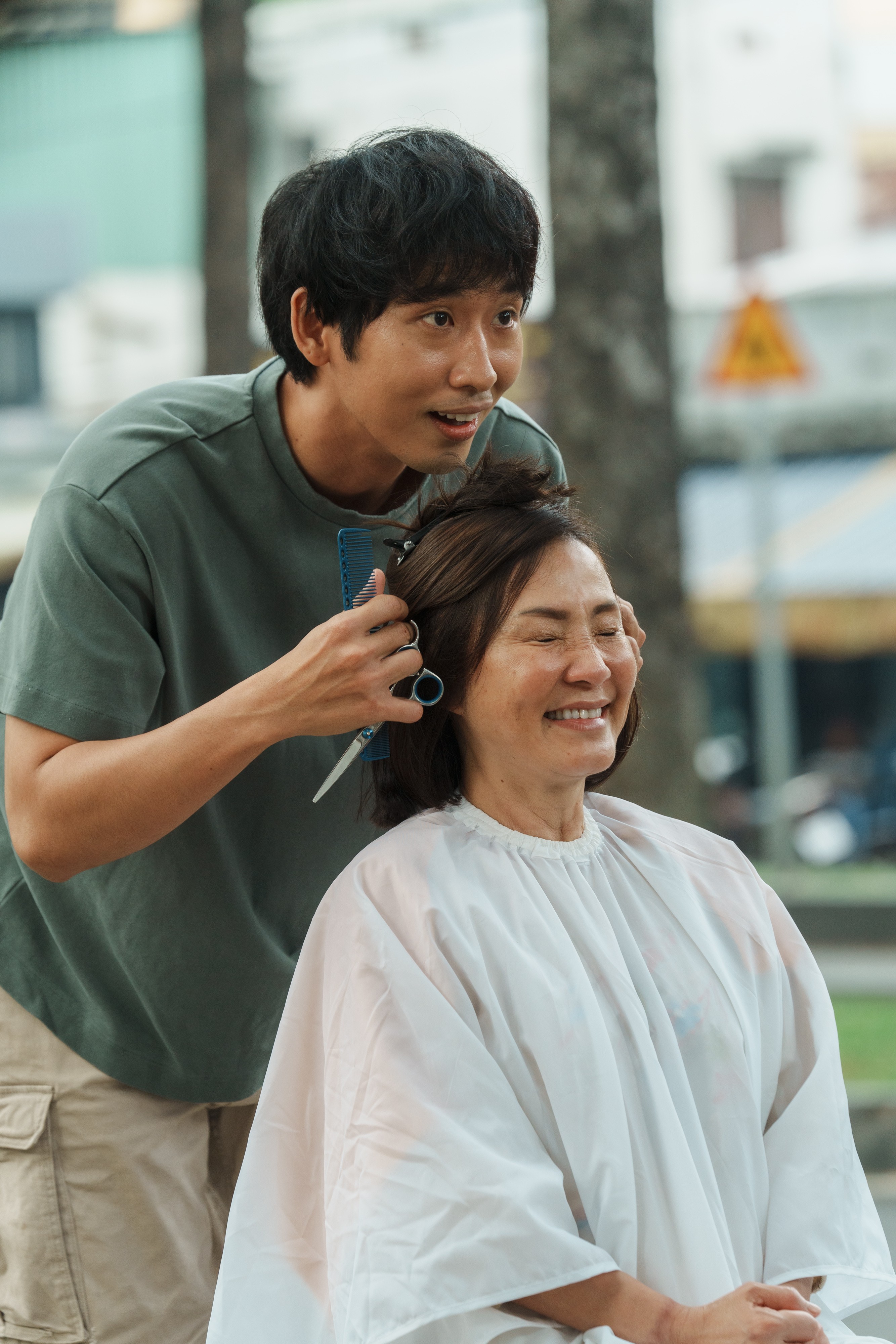 Nhạc sĩ Hàn Quốc sáng tác OST 'Mang mẹ đi bỏ': Diễn xuất của Hồng Đào và Tuấn Trần khiến âm nhạc của tôi thêm trọn vẹn!