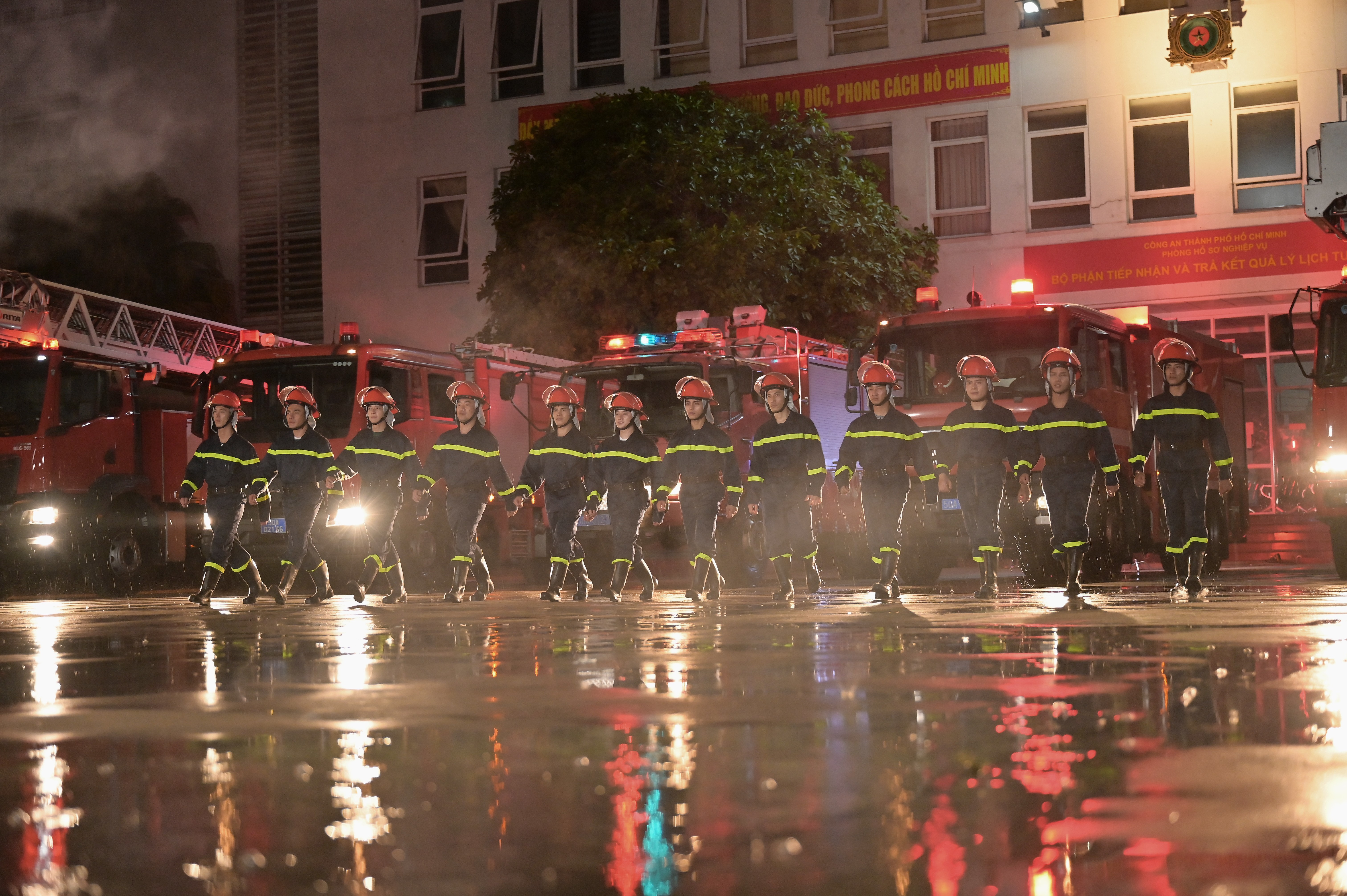 'Chiến sĩ quả cảm' gây xúc động trong tập đầu tiên vừa lên sóng vào đúng dịp Kỷ niệm 78 năm Ngày Thương binh Liệt sĩ