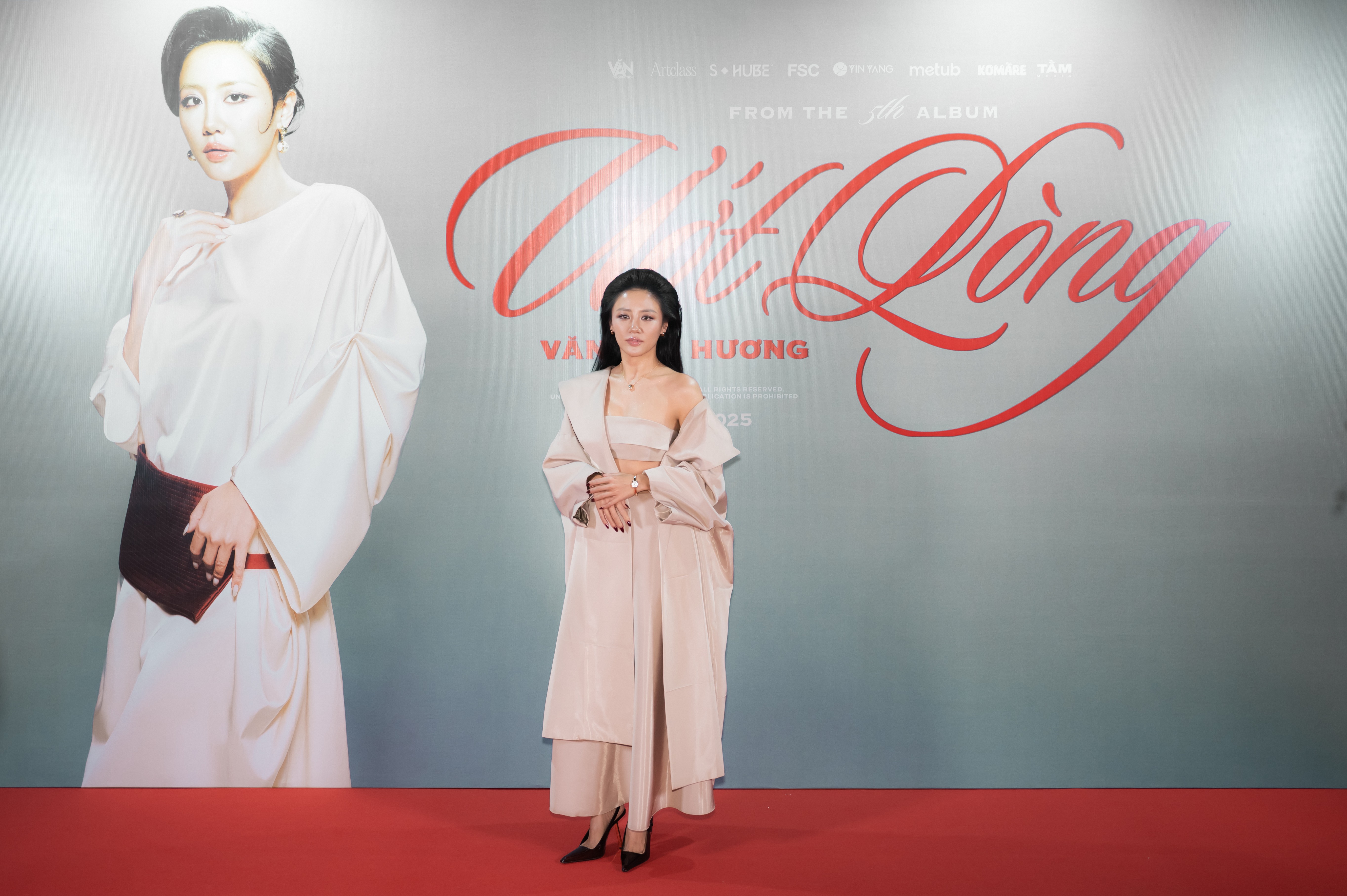 MV 'Ướt lòng' của Văn Mai Hương: Hồi ức của hồng nhan từng yêu đến kiệt cùng