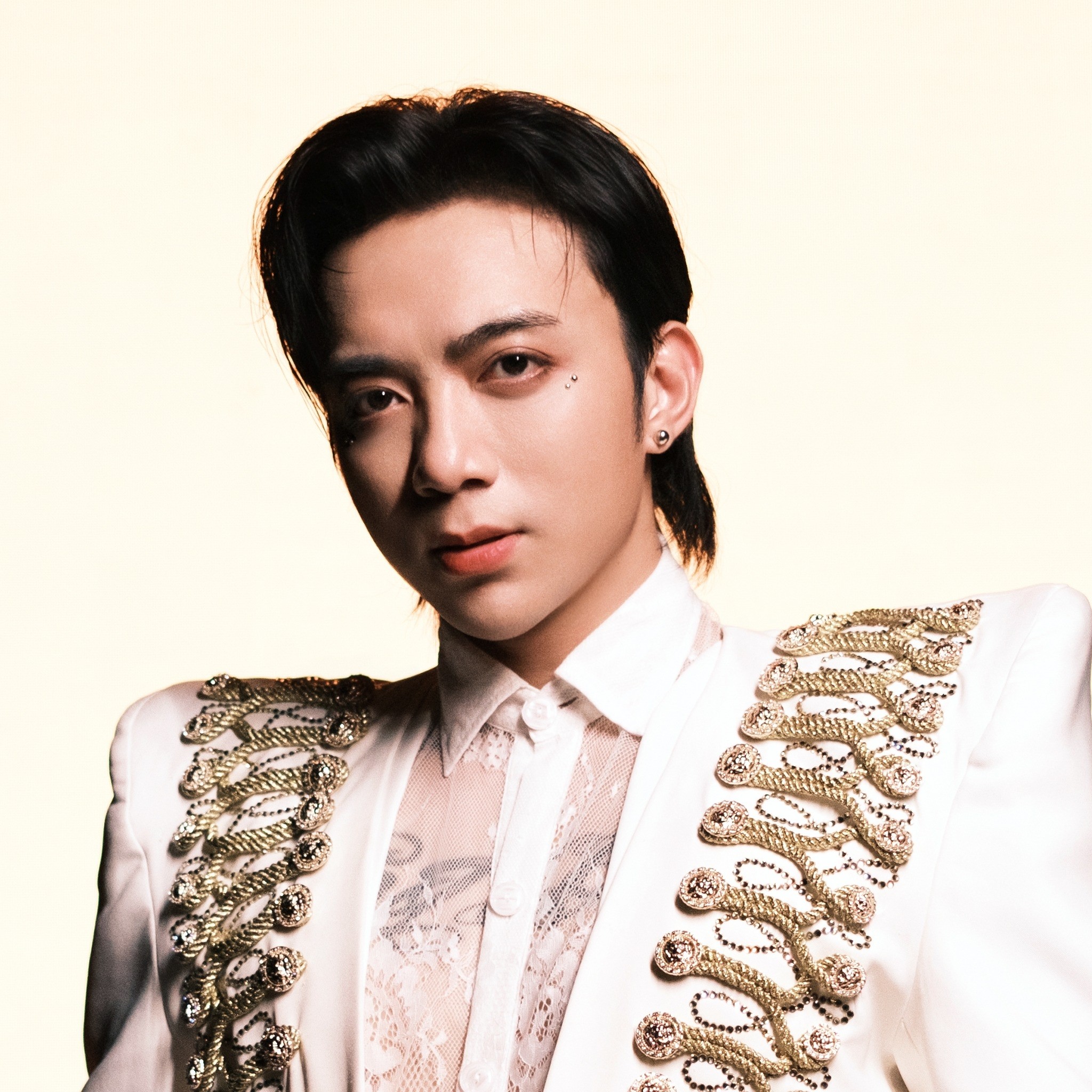 Soobin Hoàng Sơn gây bão mạng: Tiết lộ về tình cảm cha con sâu sắc với NSND Huỳnh Tú Soobin Hoàng Sơn gây bão mạng: Tiết lộ về tình cảm cha con sâu sắc với NSND Huỳnh Tú