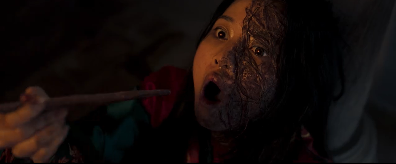 NSND Trung Anh gây bất ngờ khi đóng phim kinh dị 'Khế ước bán dâu' của đạo diễn Lê Văn Kiệt