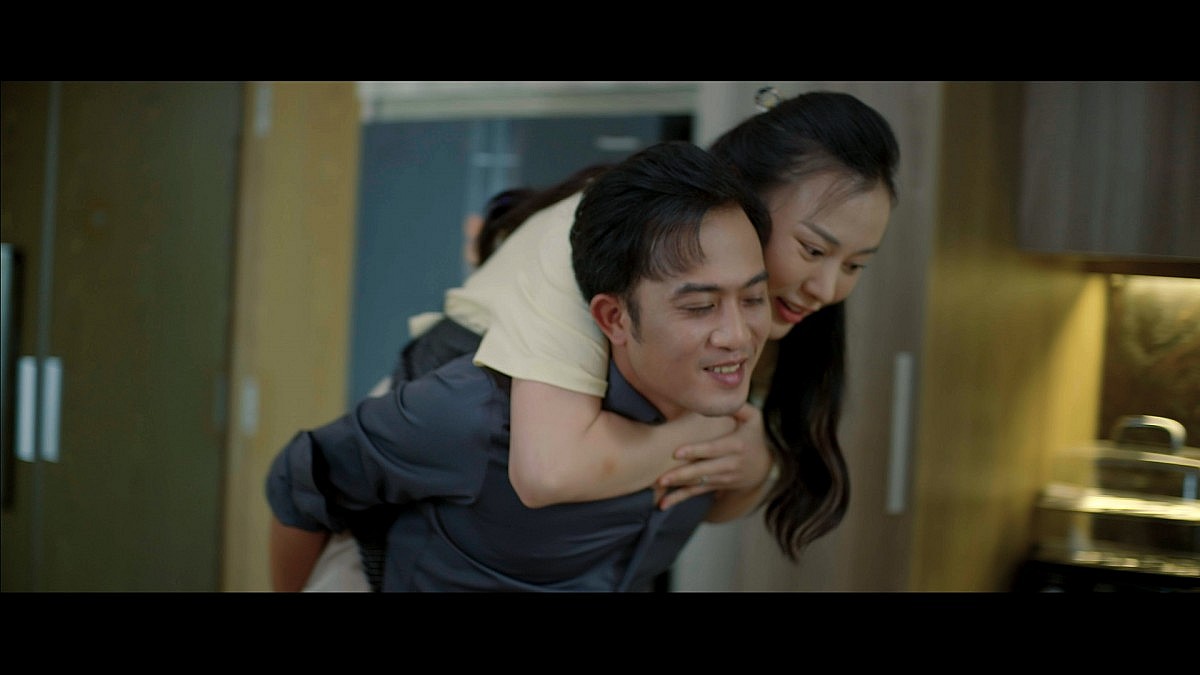 Phương Oanh: Đối diện với mọi thứ bằng lòng biết ơn