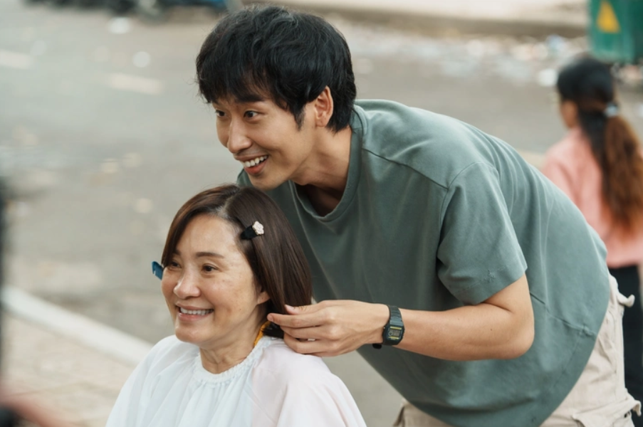 Cư dân mạng chỉ là điểm khác biệt nhất của Triệu Lệ Dĩnh và Dương Mịch