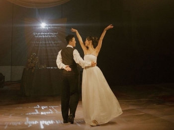 Nhìn lại loạt khoảnh khắc 'tuyệt đối lãng mạn' trong đám cưới của Kai Đinh