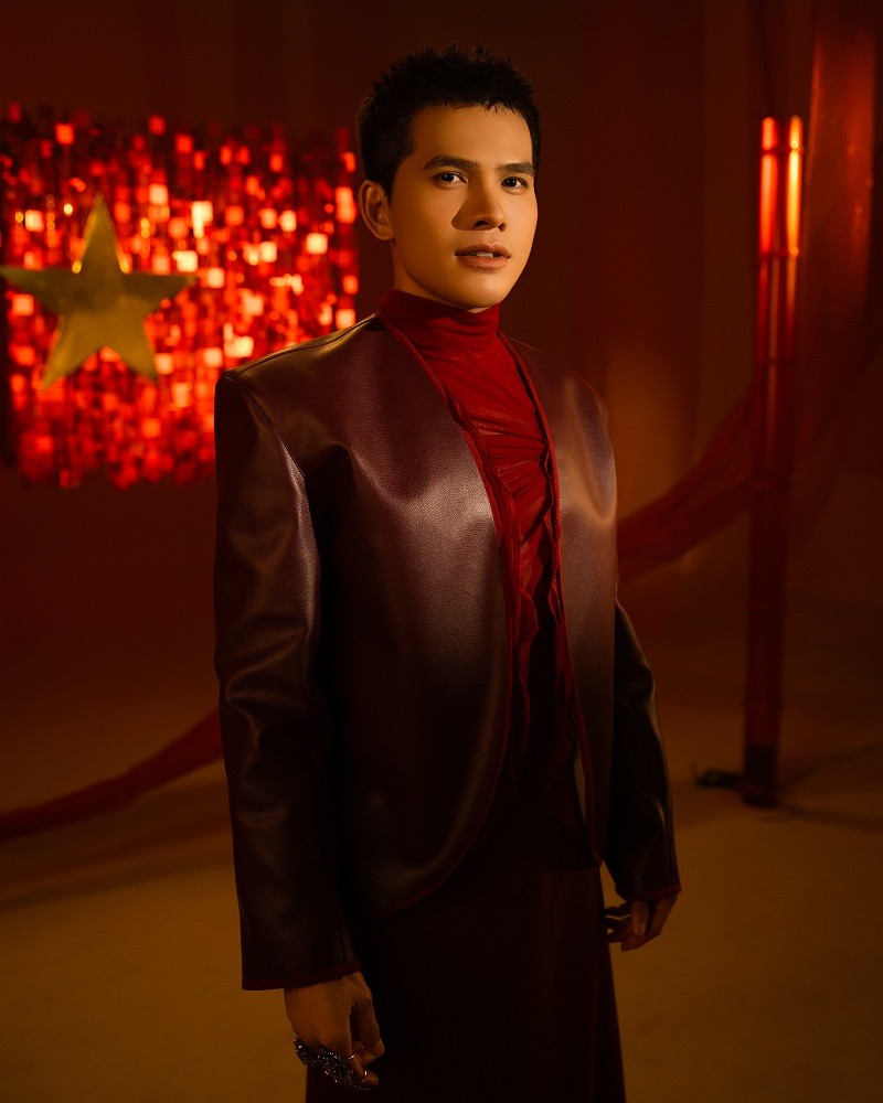 Ca sĩ Quốc Thiên