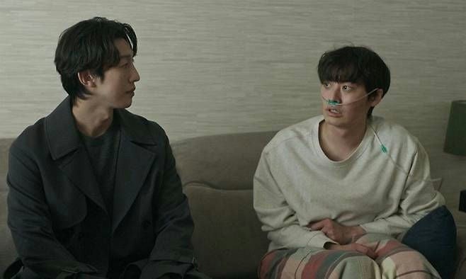 'Mary Kills People' thống trị BXH, trở thành phim Hàn 'phải xem' trong tháng 8