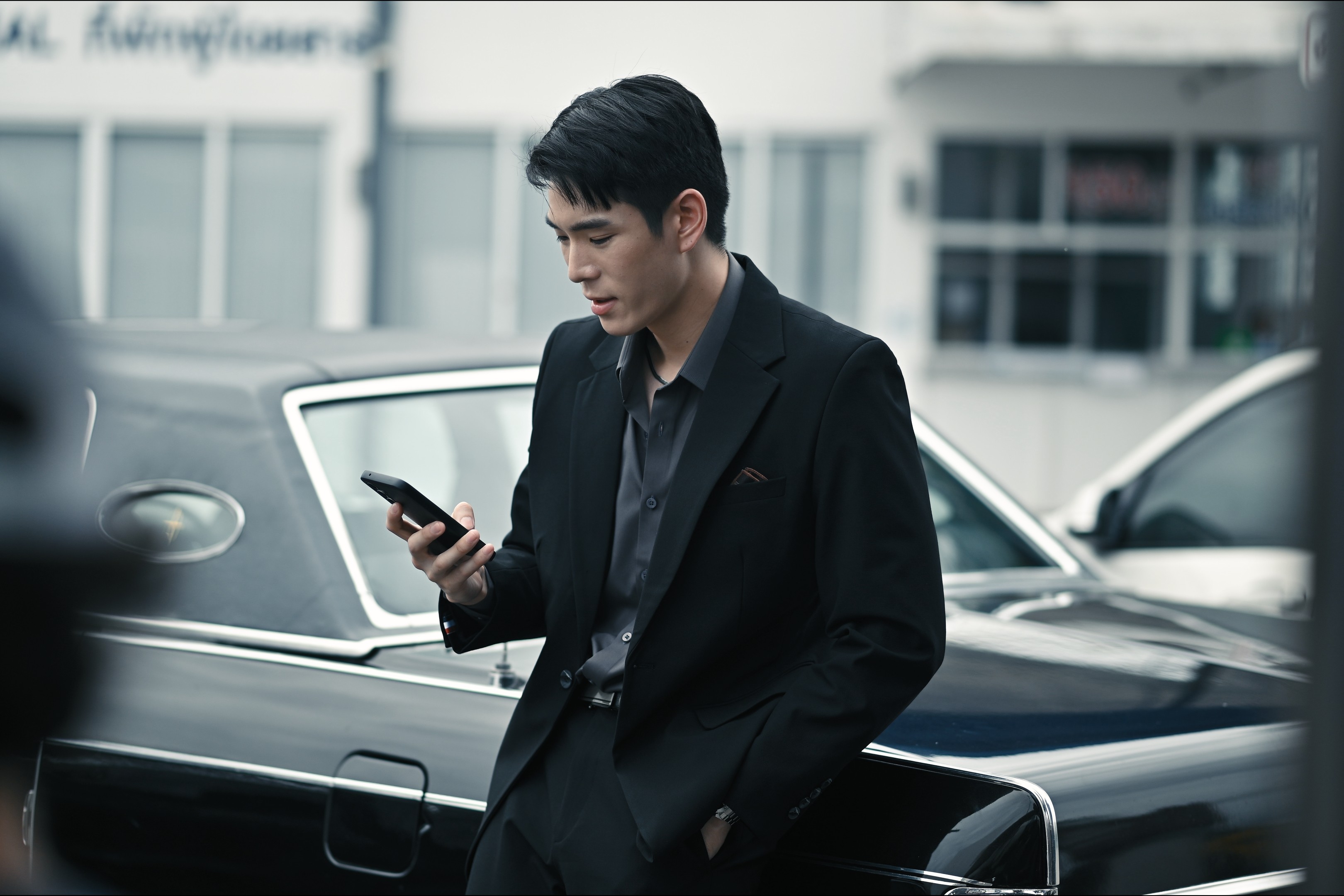 'Cô dâu ma' tung poster thảm sát lạnh gáy, hé lộ kế hoạch công chiếu quốc tế