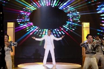 Giám khảo Vũ Thành Vinh xúc động với câu chuyện của La Chí Hùng mang đến sân khấu 'Tình Bolero 2025'