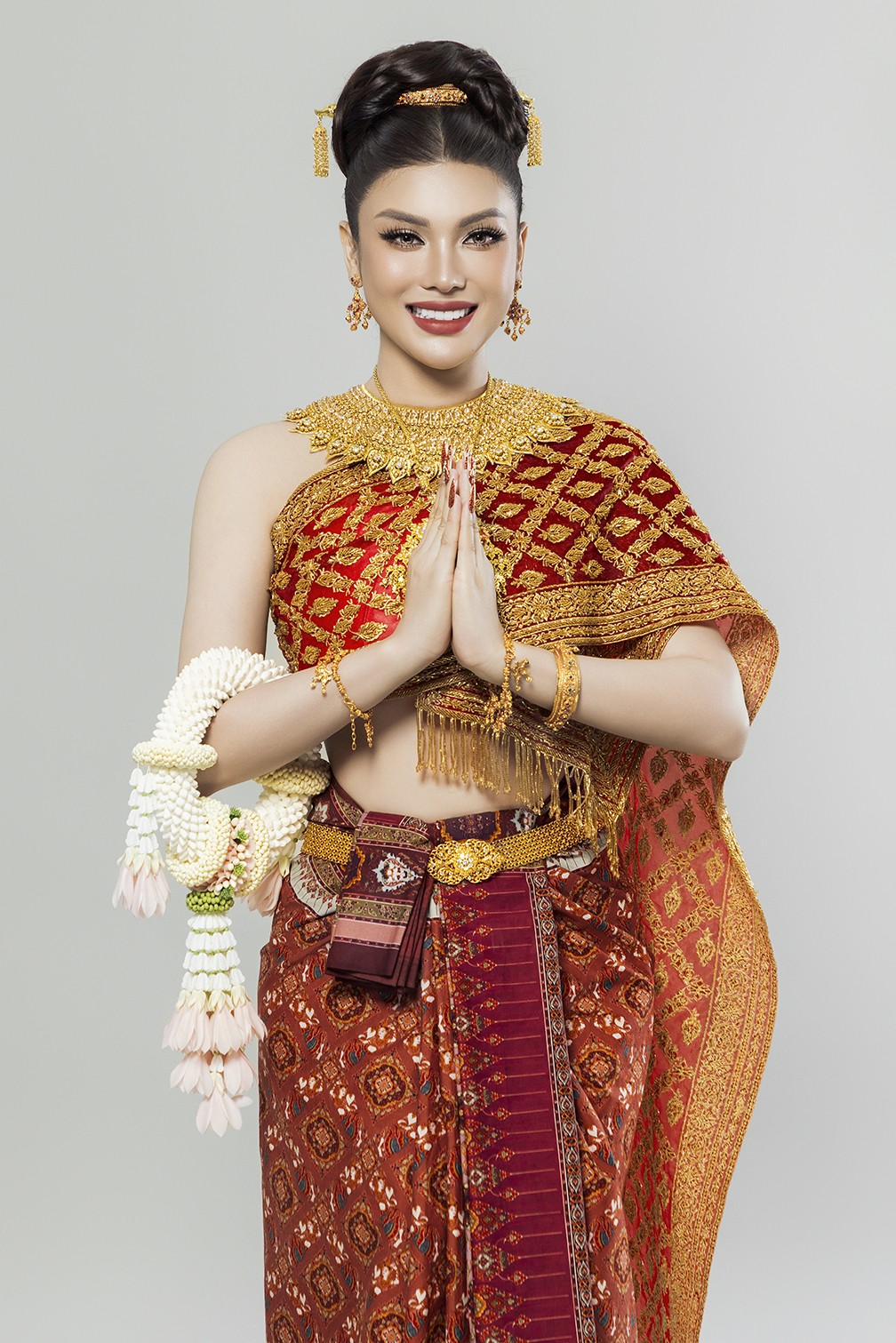 Vừa đăng ký dự thi, Lily Chen đồng thời là Giám đốc bản quyền khu vực Tây Ninh của 'Miss Grand Vietnam 2025'