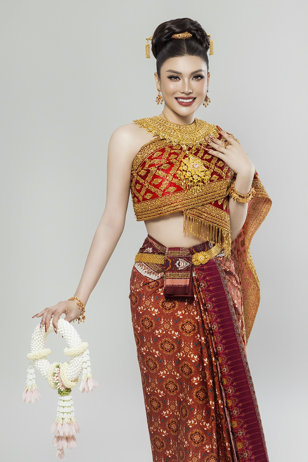 Vừa đăng ký dự thi, Lily Chen đồng thời là Giám đốc bản quyền khu vực Tây Ninh của 'Miss Grand Vietnam 2025'