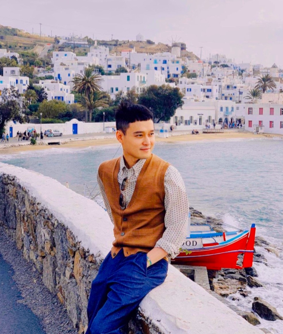 5 nghệ sĩ nổi tiếng của showbiz Việt đi du lịch vòng quanh thế giới nhiều nhất