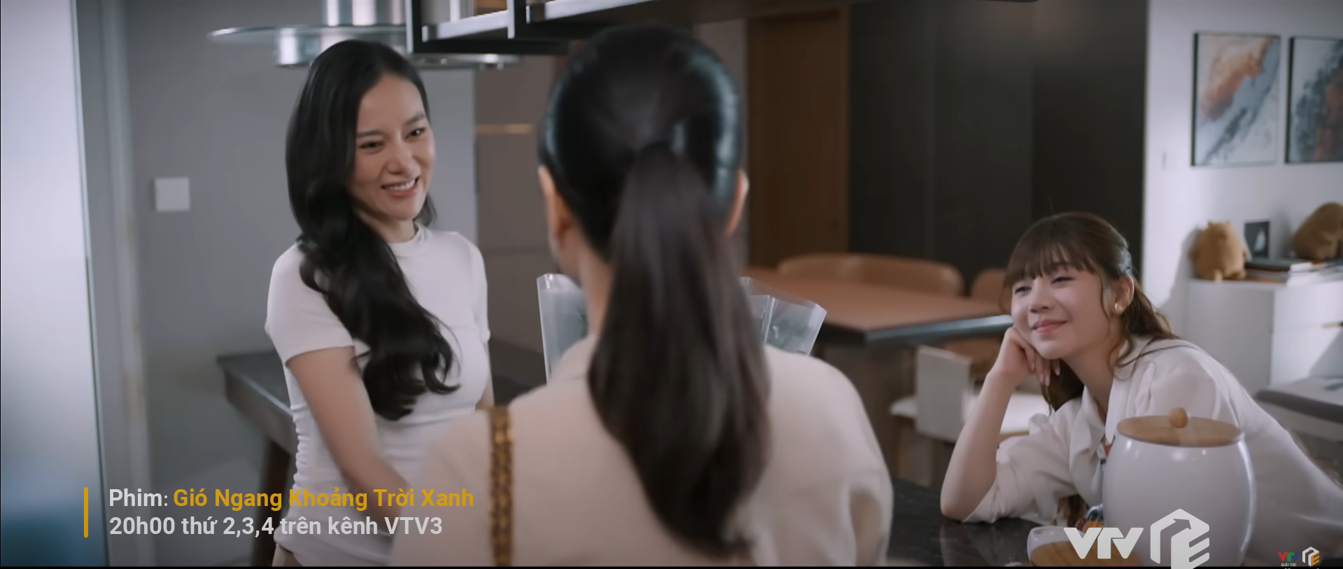 Trái chiều ý kiến về diễn xuất và tạo hình của Phương Oanh và Quỳnh Kool trong phim mới