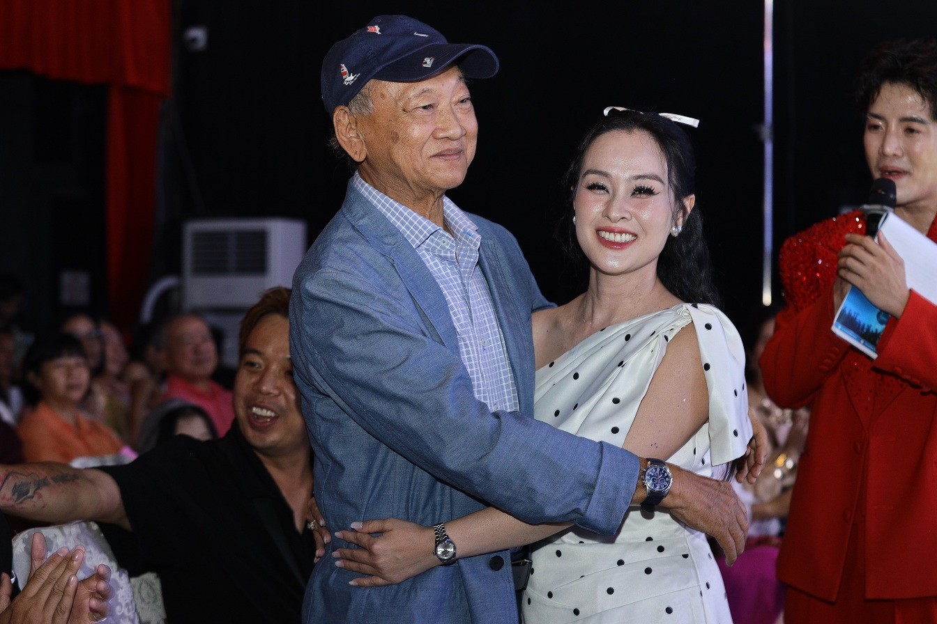 Trưởng nhóm MTV và Trưởng nhóm Mắt Ngọc tái xuất showiz, đồng hành cùng đạo diễn Minh Khôi trong chung kết thành lập nhóm nhạc nữ Vstar