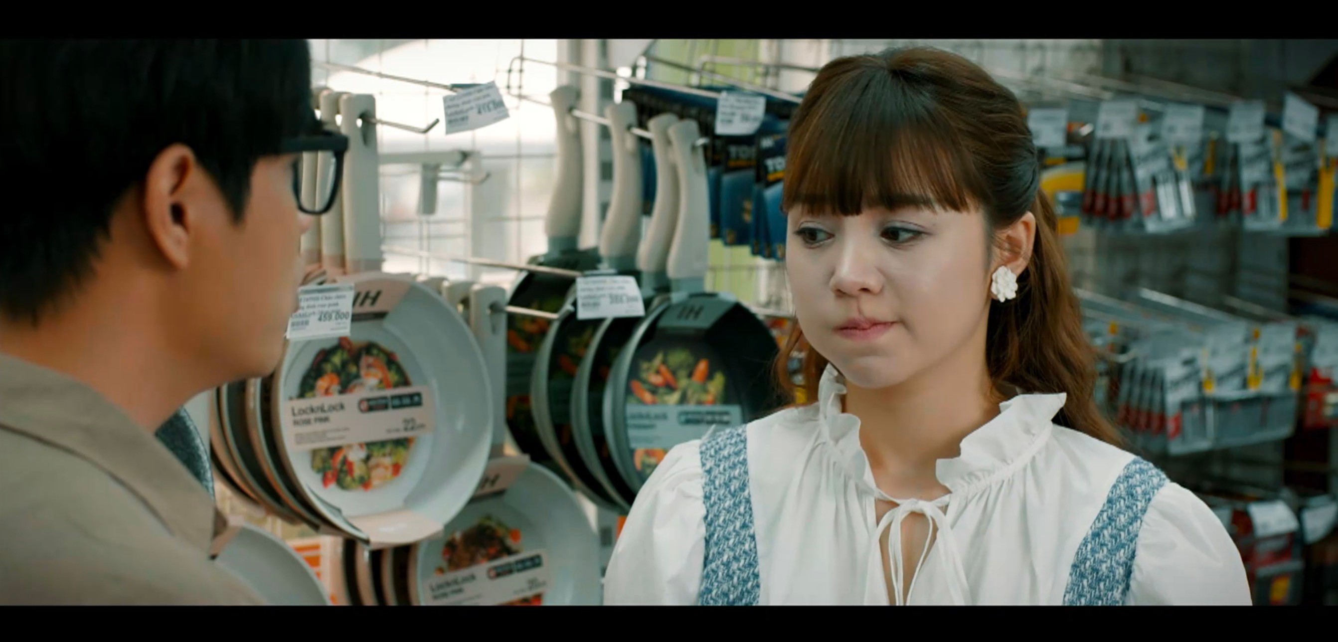 'Gió ngang khoảng trời xanh': Vì sao Trúc Lam gây ức chế nhưng vẫn hút khán giả?