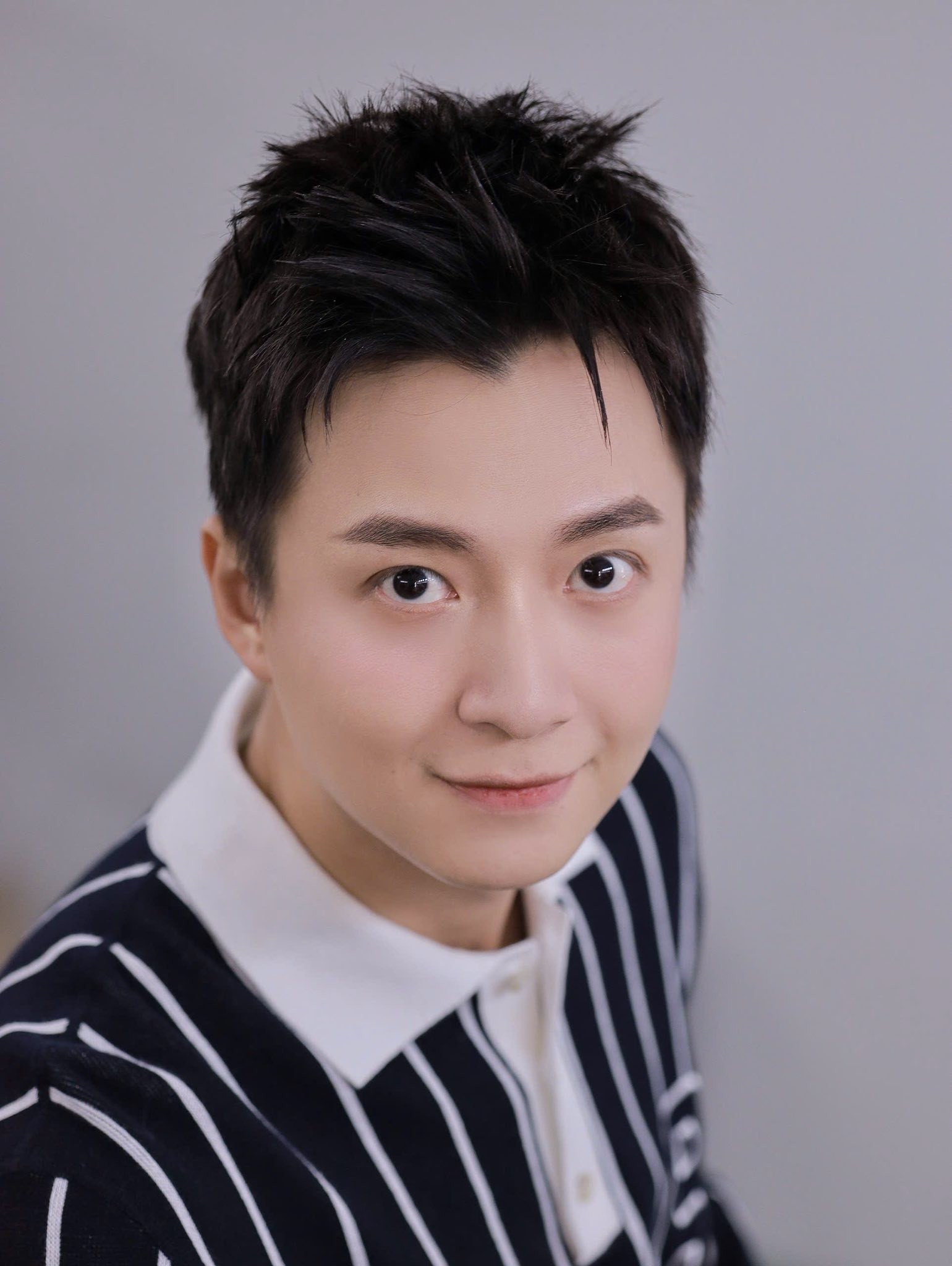 Ngô Kiến Huy: Nghệ sĩ an toàn và tinh tế đang chinh phục sóng truyền hình