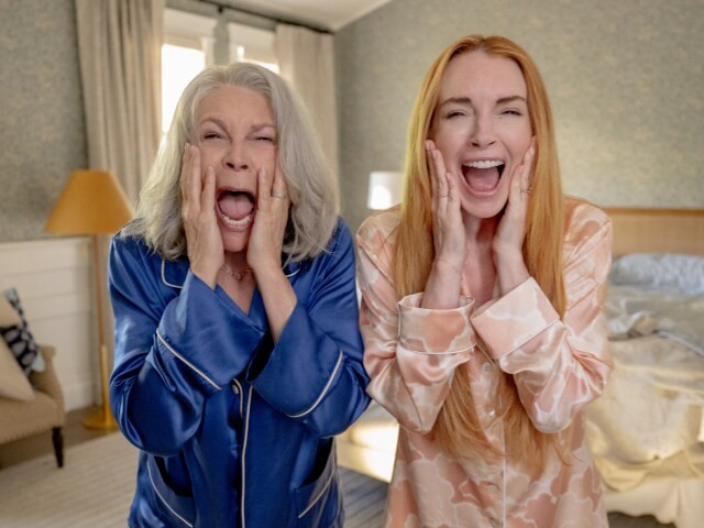 'Ngày thứ 6 kỳ quái' trở lại: Thương hiệu phim hài kinh điển gây mắc cười ra sao?