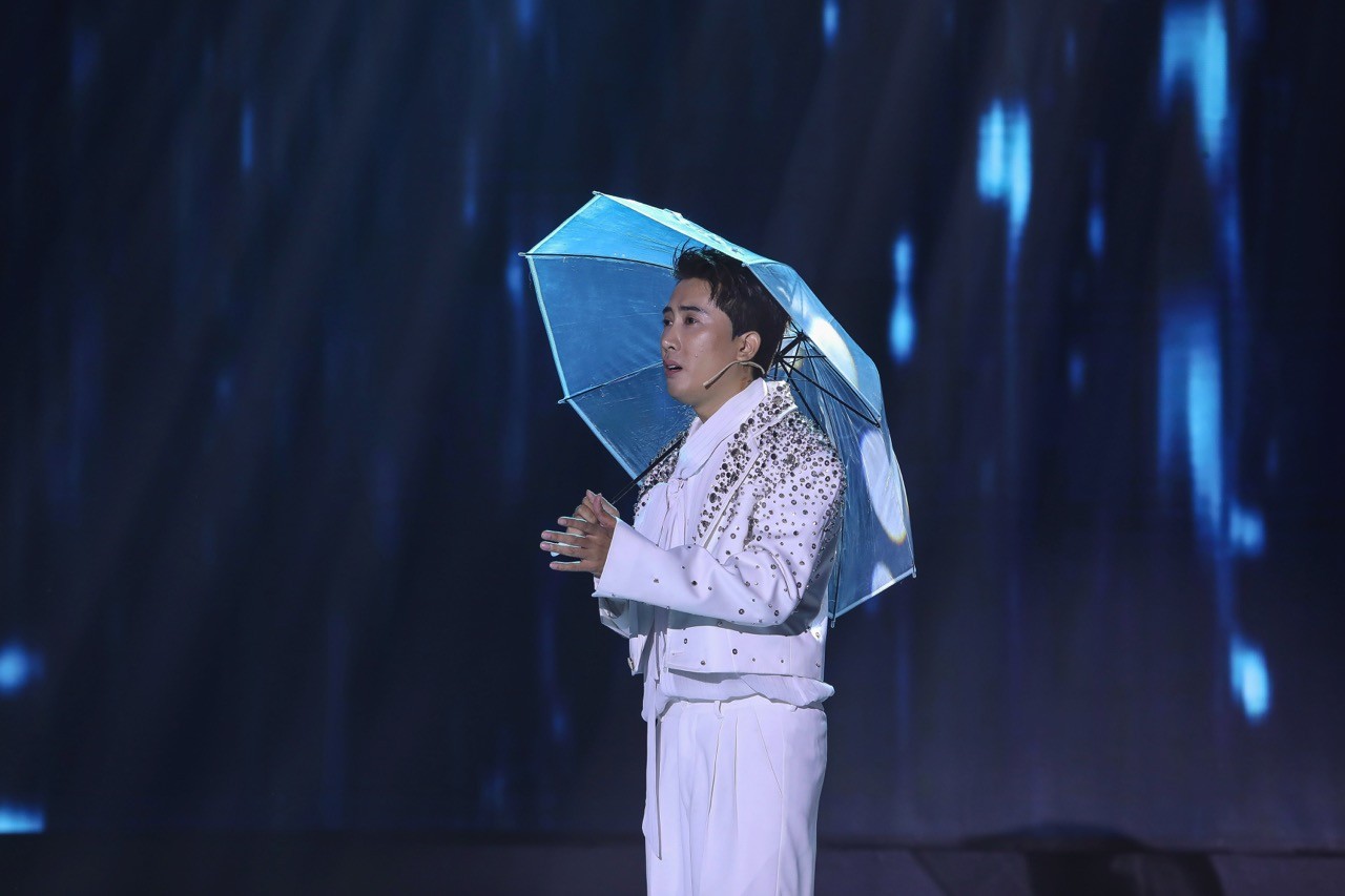 'Tình Bolero 2025': Danh ca Phương Dung thị phạm trực tiếp giúp Trương Minh Cường hoàn thiện phần trình diễn