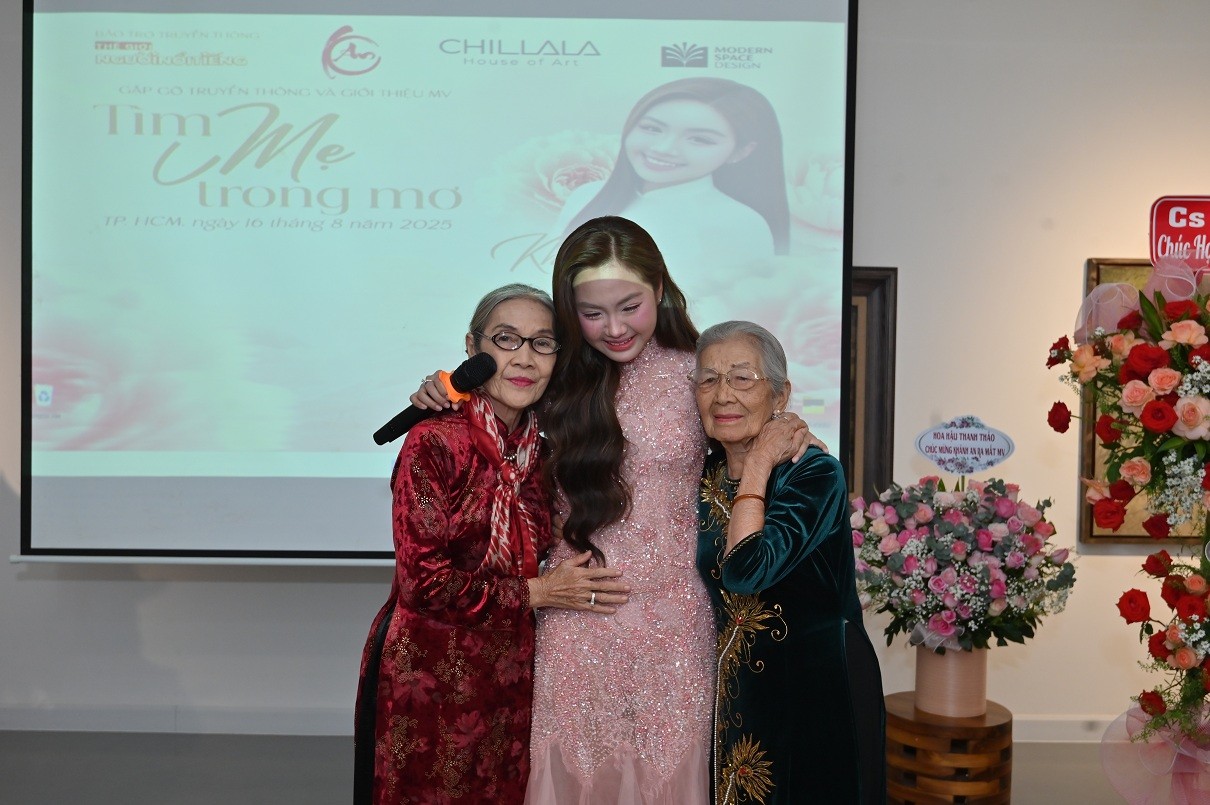 Á quân Khánh An có đến 2 bà mẹ trong MV 'Tìm mẹ trong mơ': NSƯT Phi Điểu và nghệ sĩ Thanh Hiền