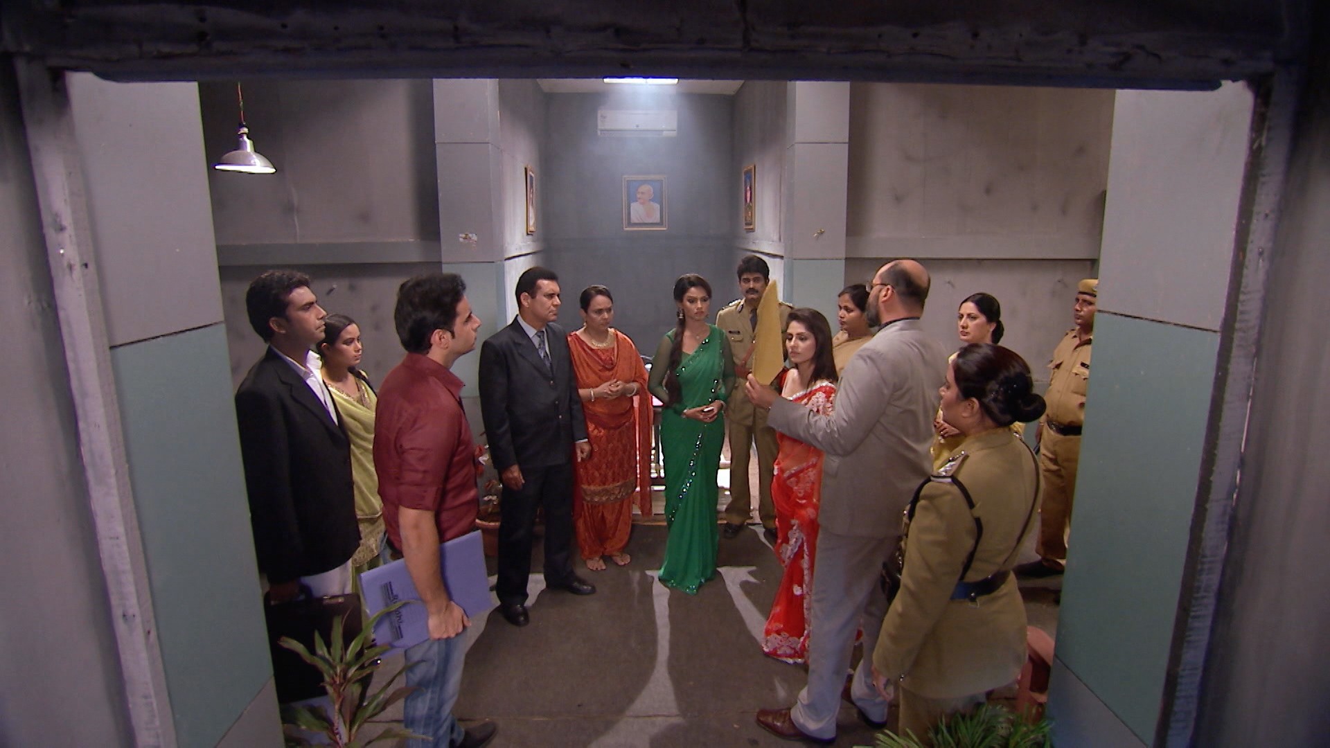 'Chị em định mệnh': Nimrit thay đổi diện mạo sau tai nạn