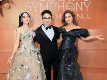 Ca sĩ Hà Phương rạng rỡ sánh đôi cùng Minh Tuyết, chiếm trọn spotlight thời trang của nhà thiết kế Chung Thanh Phong