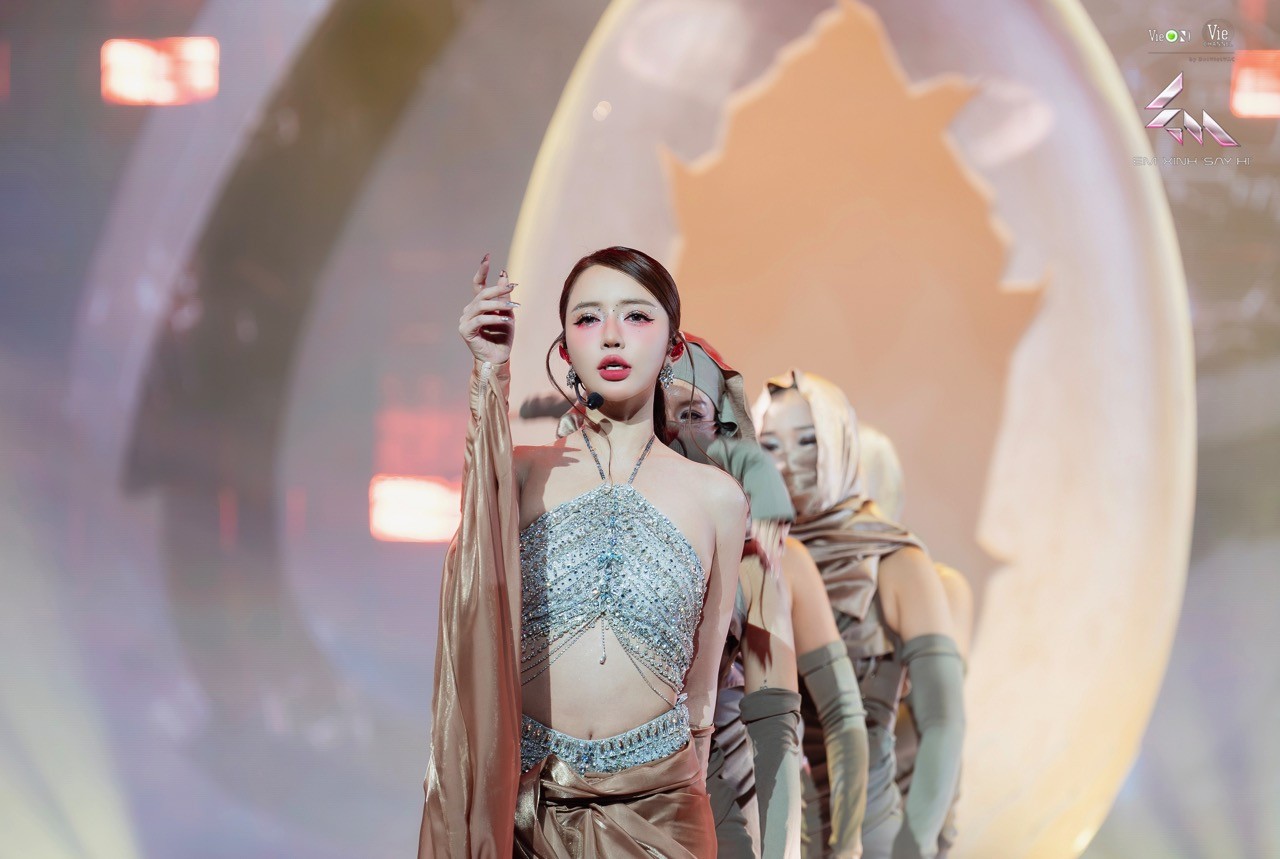 'Em xinh 'Say Hi' tập 13: Chung kết 1 hoàn tất với 8 tiết mục solo cuối cùng, từ nhẹ nhàng, chữa lành đến những bùng nổ, đột phá