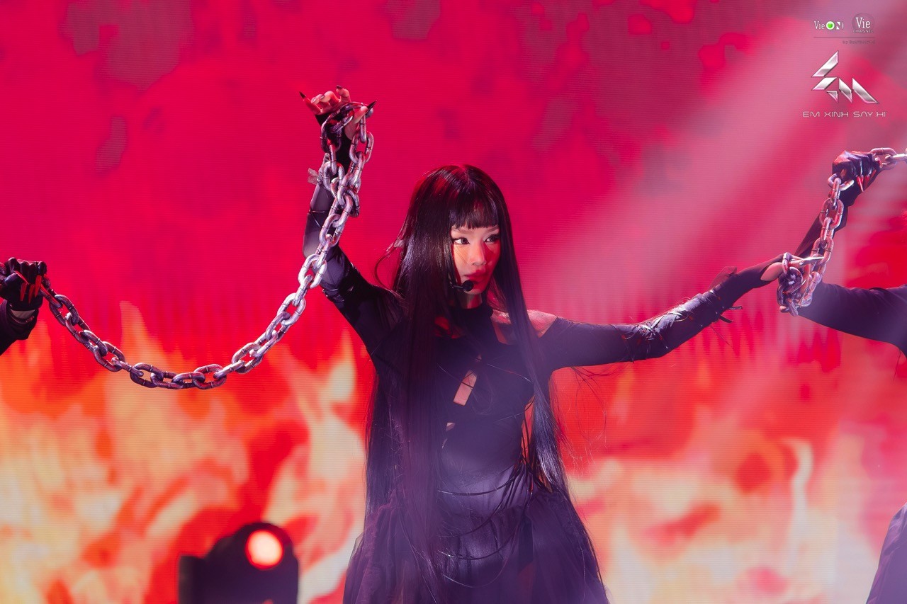 'Em xinh 'Say Hi' tập 13: Chung kết 1 hoàn tất với 8 tiết mục solo cuối cùng, từ nhẹ nhàng, chữa lành đến những bùng nổ, đột phá