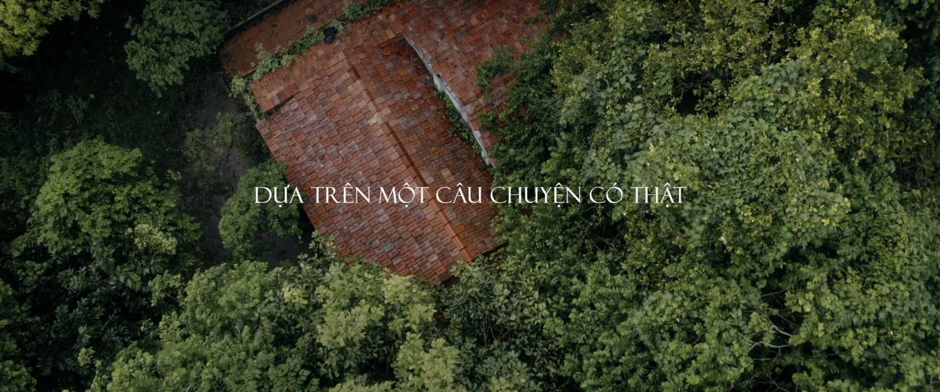 Cặp đôi 'Lật mặt 7' tái ngộ trong phim tâm linh mùa lễ hội với 'Nhà hai chủ'