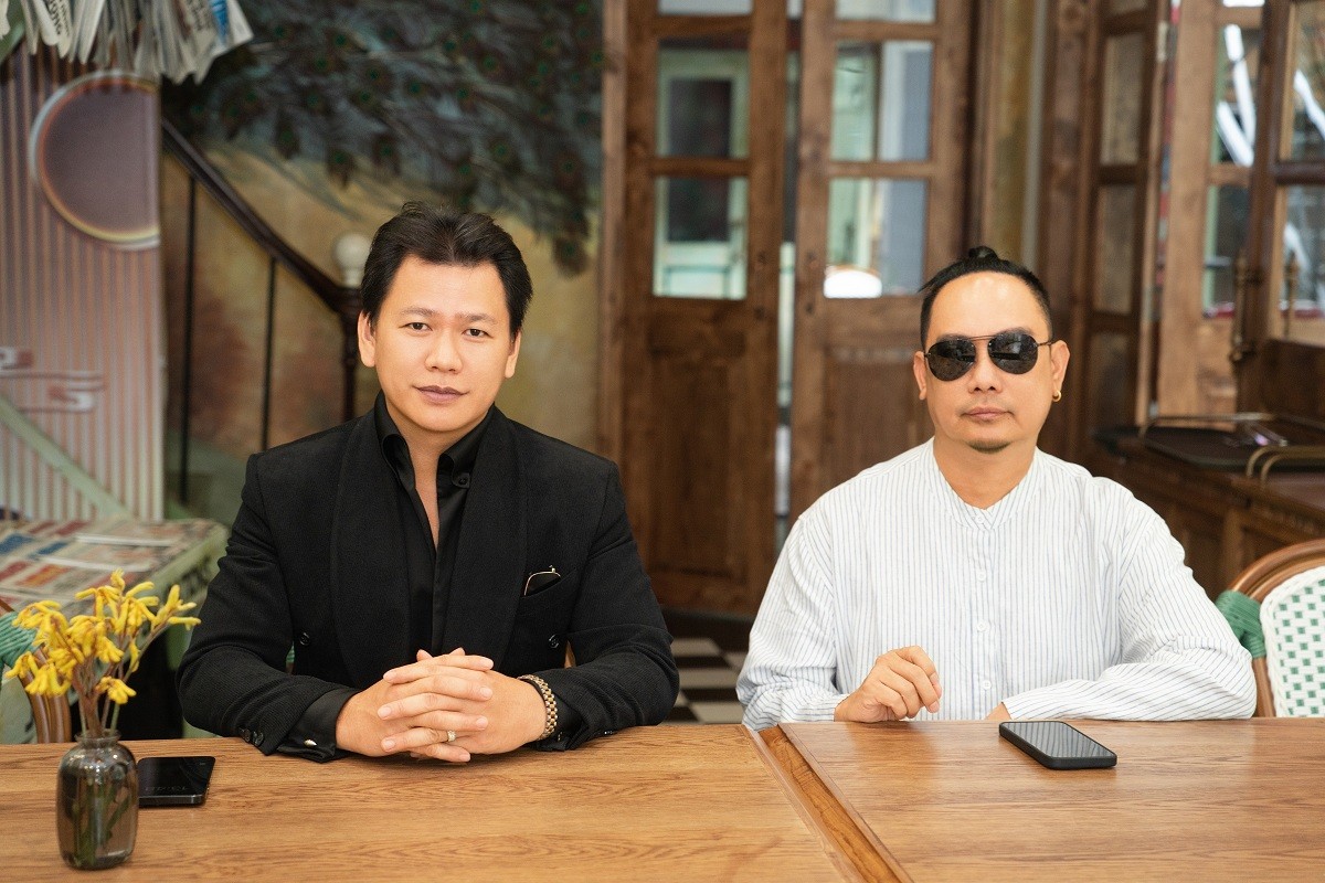 'Hoa hậu đại dương Việt Nam 2025': NTK Võ Việt Chung và Hoàng Minh Hà truyền cảm hứng sáng tạo cho các NTK trẻ