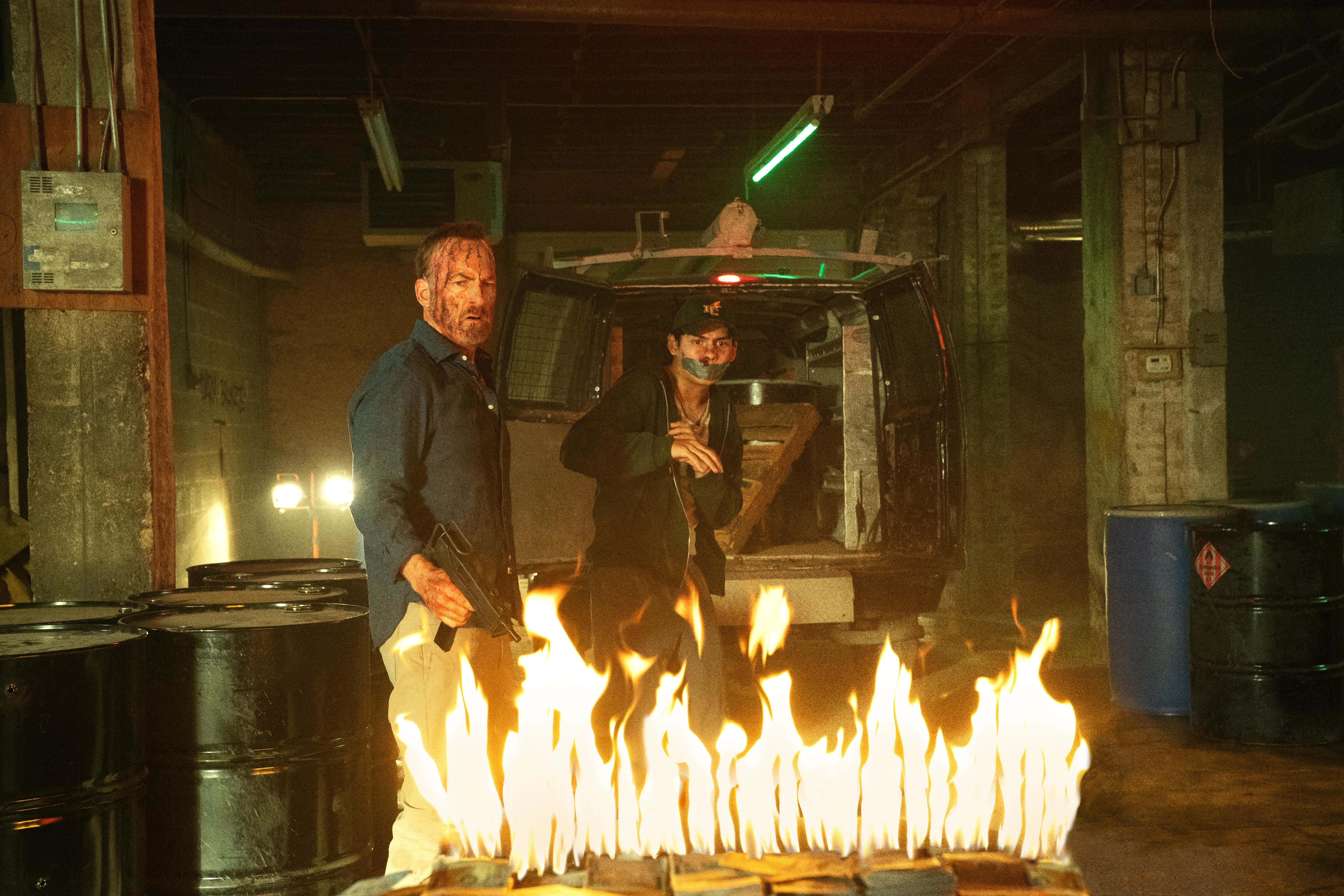 'Kẻ vô danh 2': Mãn nhãn với loạt màn hỗn chiến 'ê hề siro dâu' trong tác phẩm hành động chiến nhất tháng 8