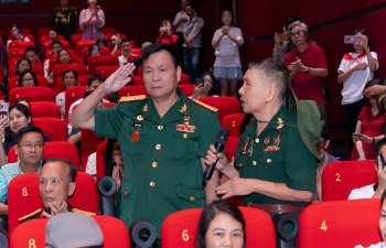 Đại tá Nguyễn Văn Hợi - cựu chiến binh Thành cổ, Tiểu đoàn K3 Tam Đảo xúc động khi xem 'Mưa đỏ'