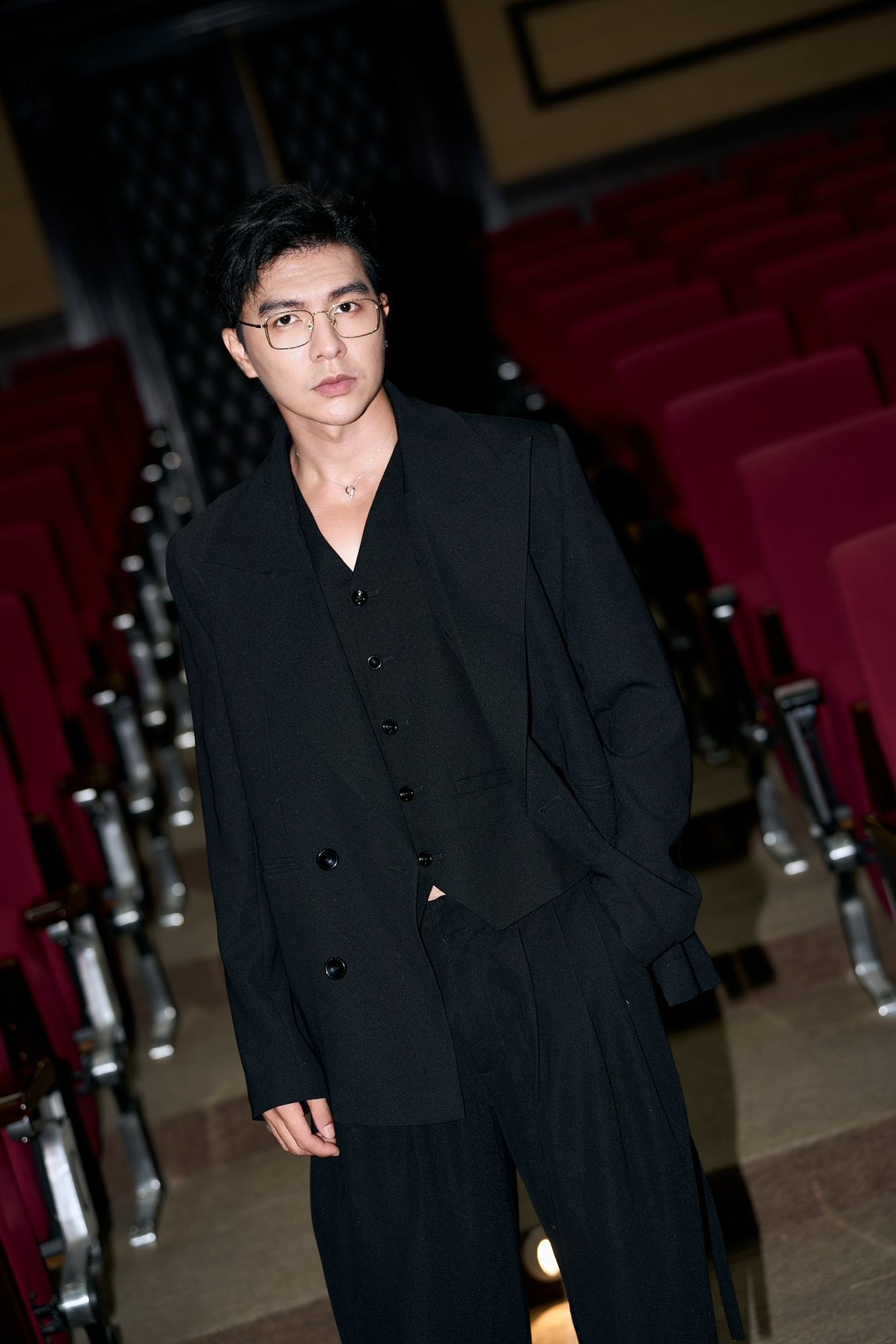 Steven Nguyễn: Sự lột xác của "kẻ phản diện" trong "Mưa đỏ"