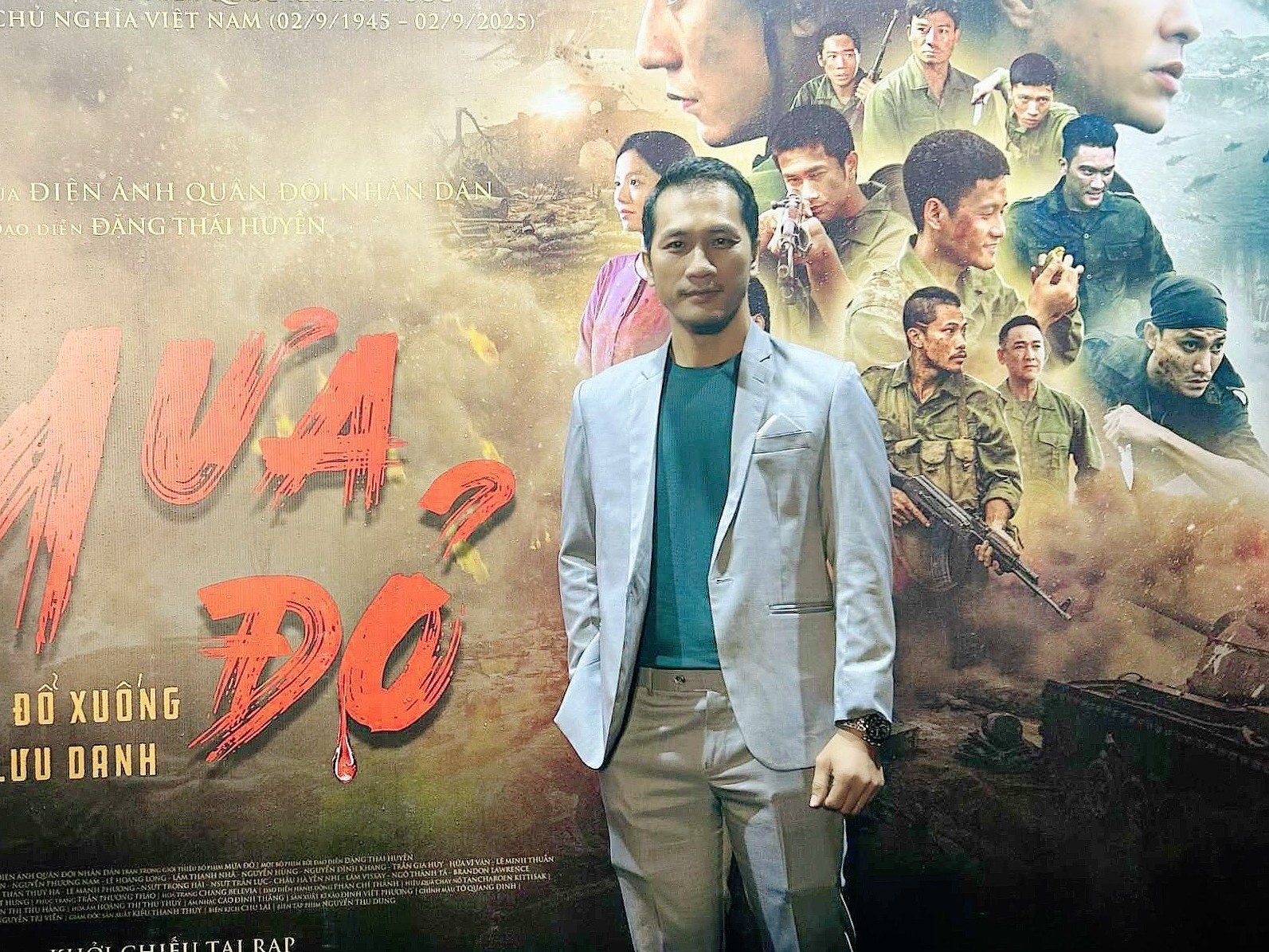 Lê Mạnh Phương - Người con Quảng Trị tự hào khi vào vai chính ủy Tân trong phim 'Mưa đỏ'