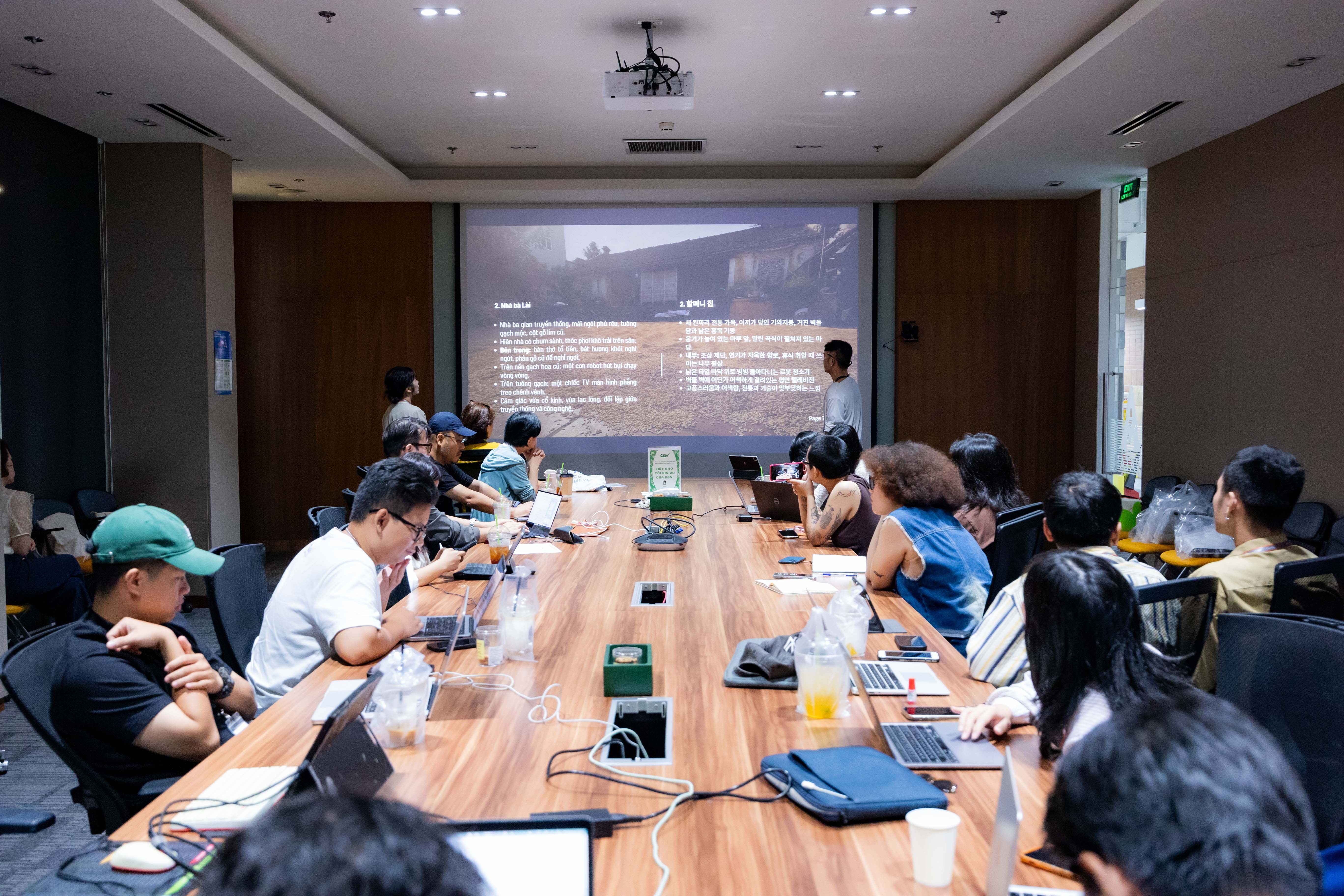 'Dự án phim ngắn CJ': Các nhà làm phim trẻ tham gia khóa đào tạo cùng chuyên gia điện ảnh Việt Nam và Hàn Quốc