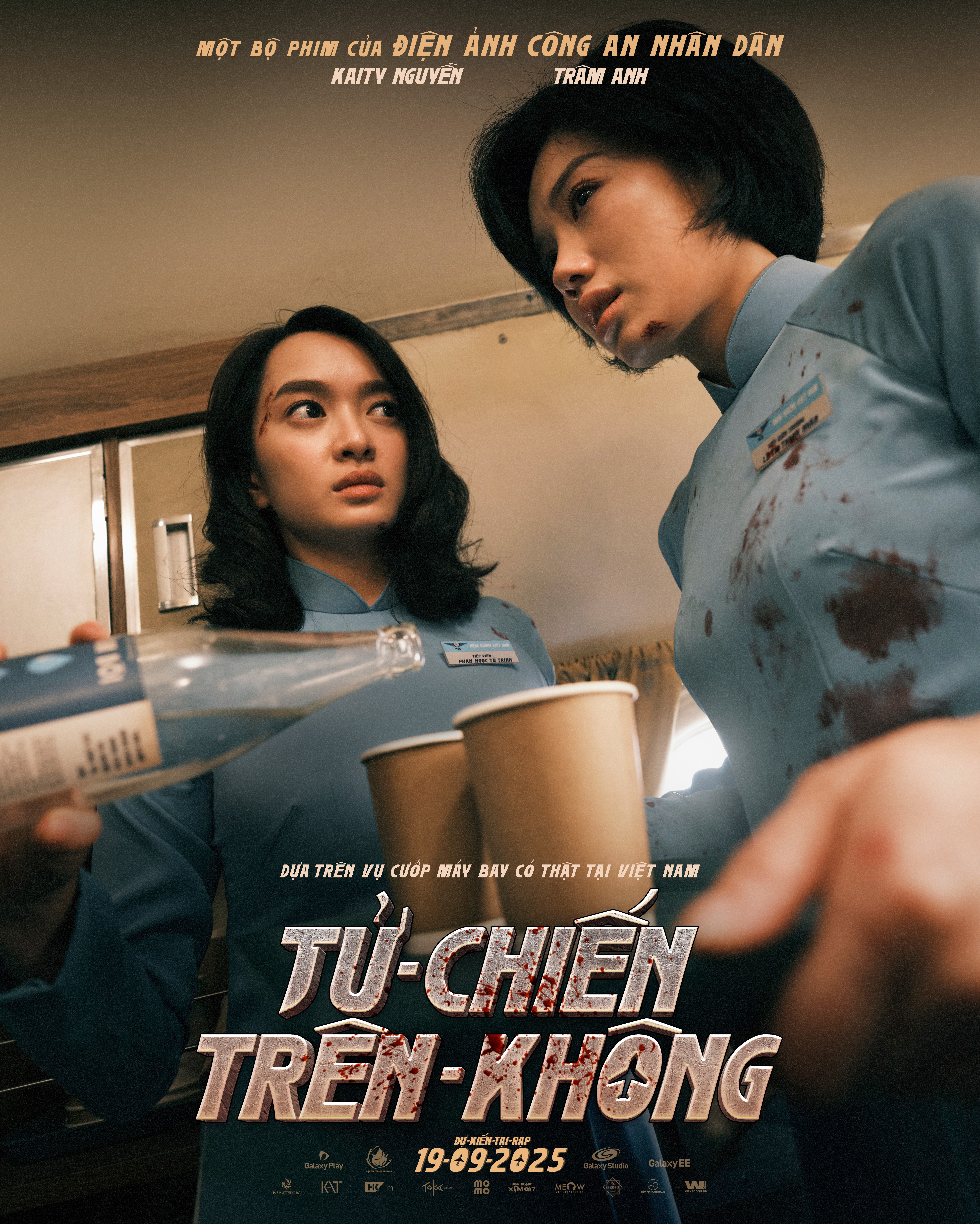 Ngột ngạt, căng thẳng như chỉ mành treo chuông: 'Tử chiến trên không' tung loạt poster nhân vật khiến người xem nghẹt thở
