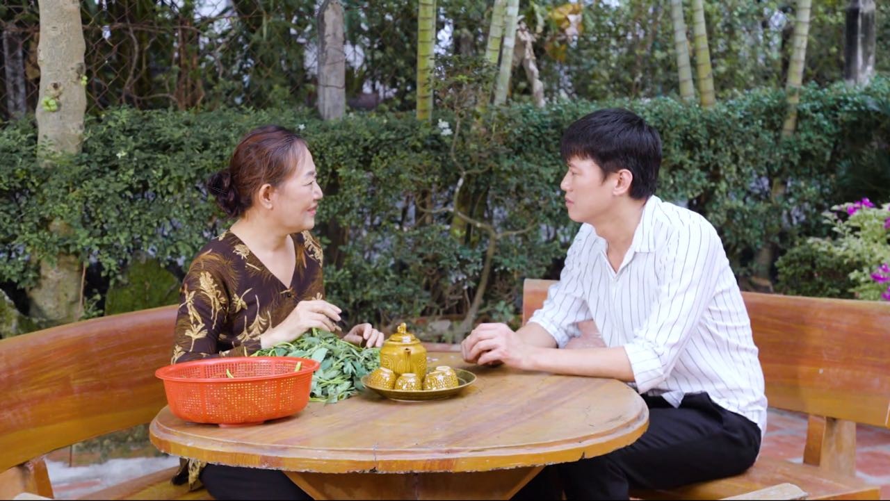 'Cười cùng Bác Ba Phi': Nghệ sĩ Trung Dân cảnh tỉnh Quách Ngọc Tuyên vì 'bệnh' than vãn