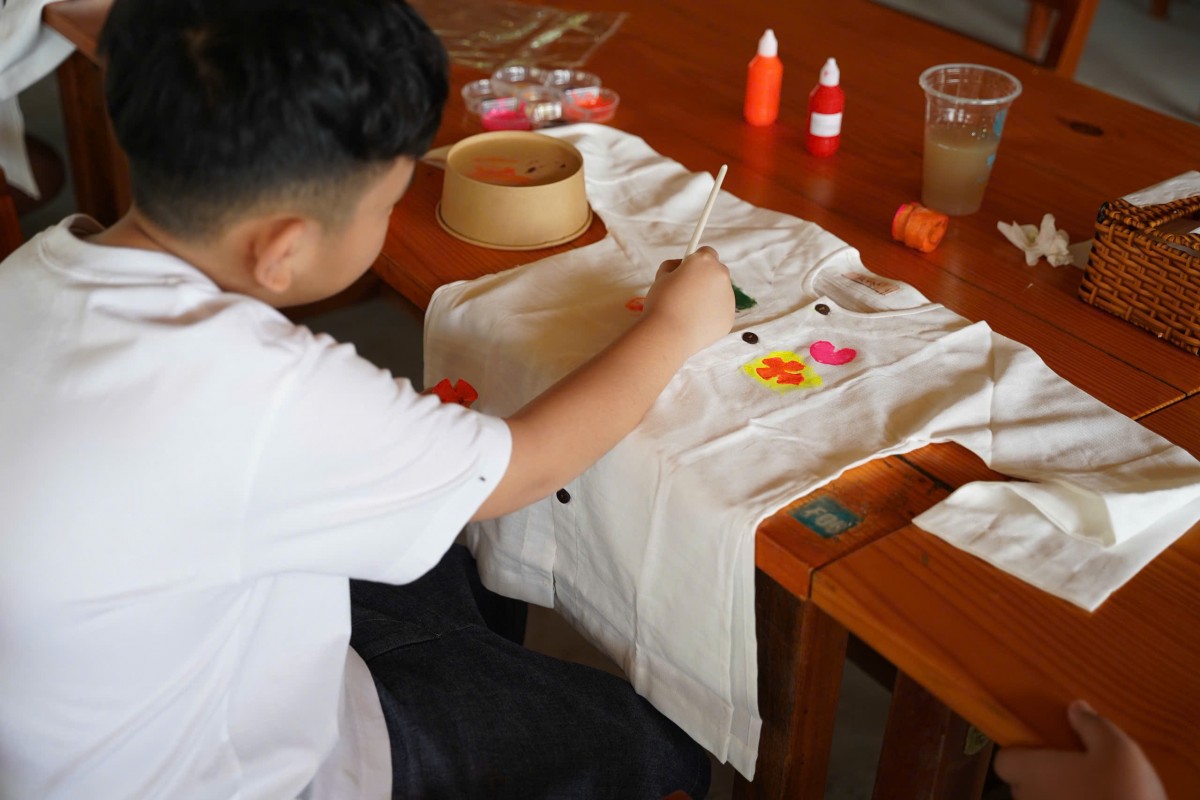 Nhà thiết kế Mi Trang – người tiên phong xây dựng hình ảnh áo bà ba hiện đại thông qua dự án 'Tôi yêu áo bà ba' và thương hiệu 'Bong Ba Ba'